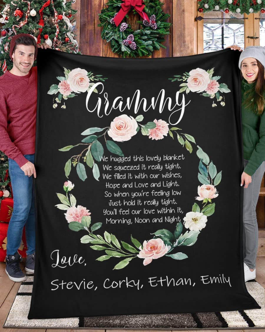 Personalized Grandma Blanket with Flowers - Custom Gifts for Grandma, Birthday Gift for Grandma, Cozy Blanket from Grandkids, Christmas Gift for Grandma - Perfect for Snuggling, Home Decor, and Heartwarming Surprises