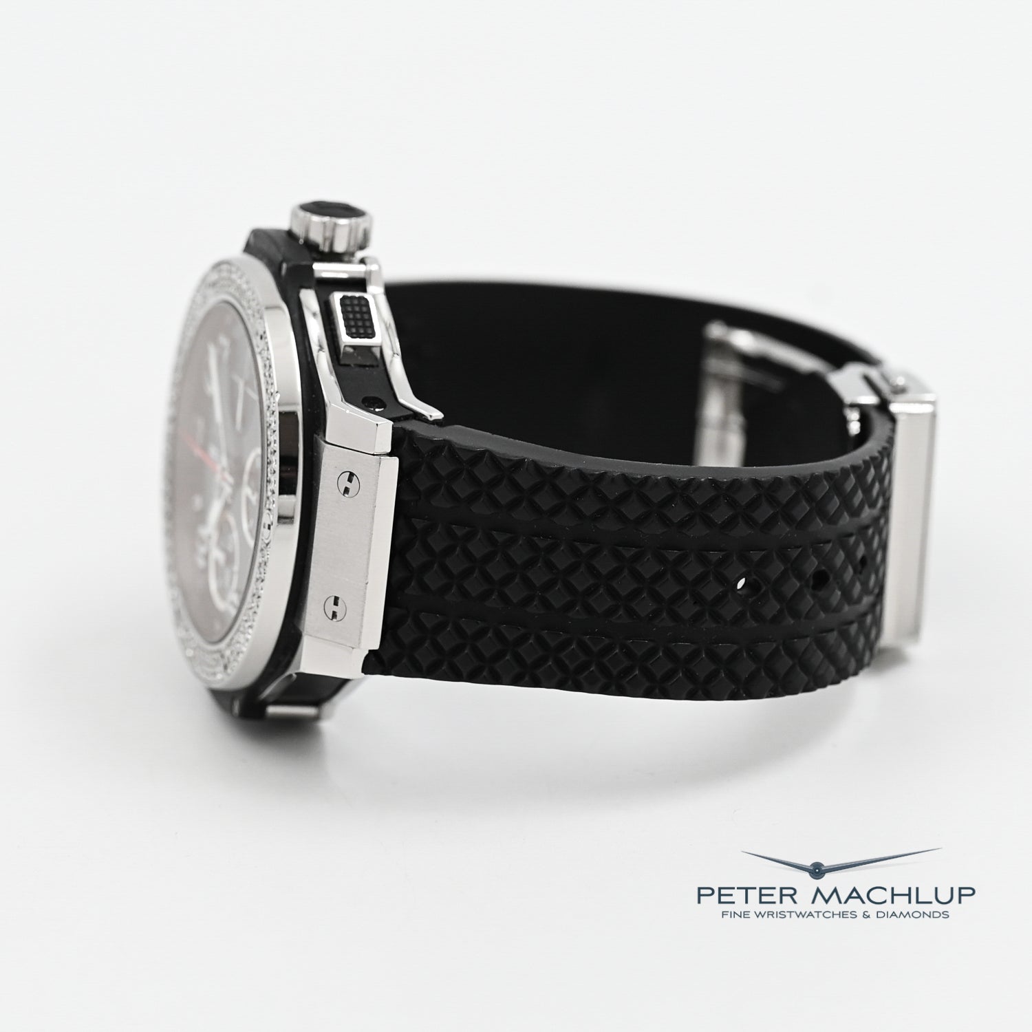 Hublot Big Bang 41mm Men's Luxury Watch with Diamonds - 2010 Model - Perfect for Formal Events & Business Meetings