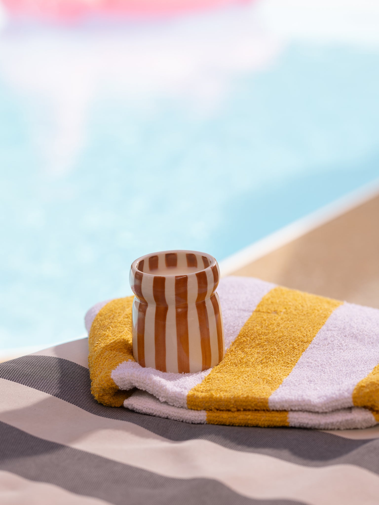 Paddywax Cabana Striped Ceramic Candle - Sienna Sunset Scented Soy Wax Candle for Home Decor, Relaxation & Aromatherapy | Perfect for Living Room, Bedroom & Bathroom