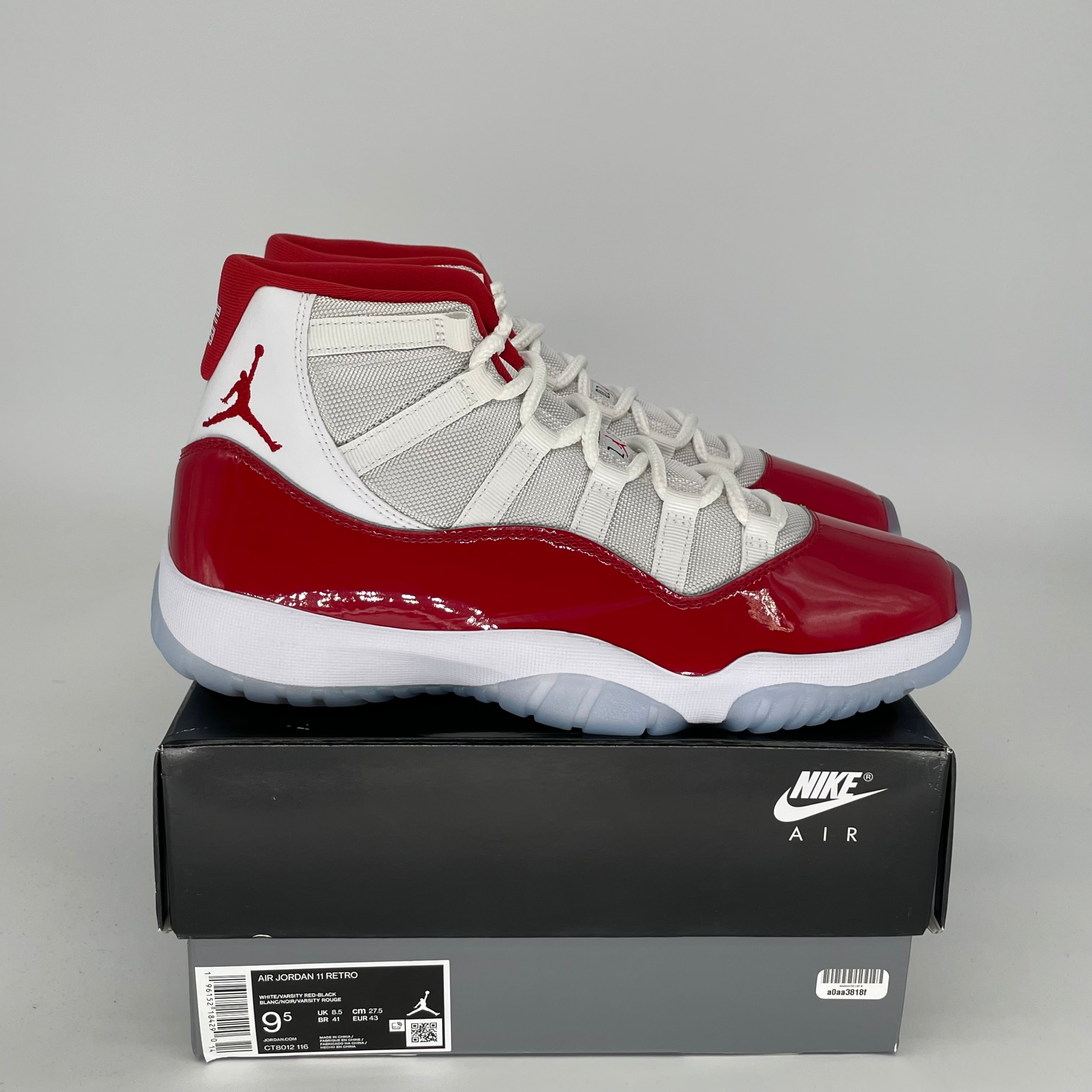 AIR JORDAN 11 Retro 