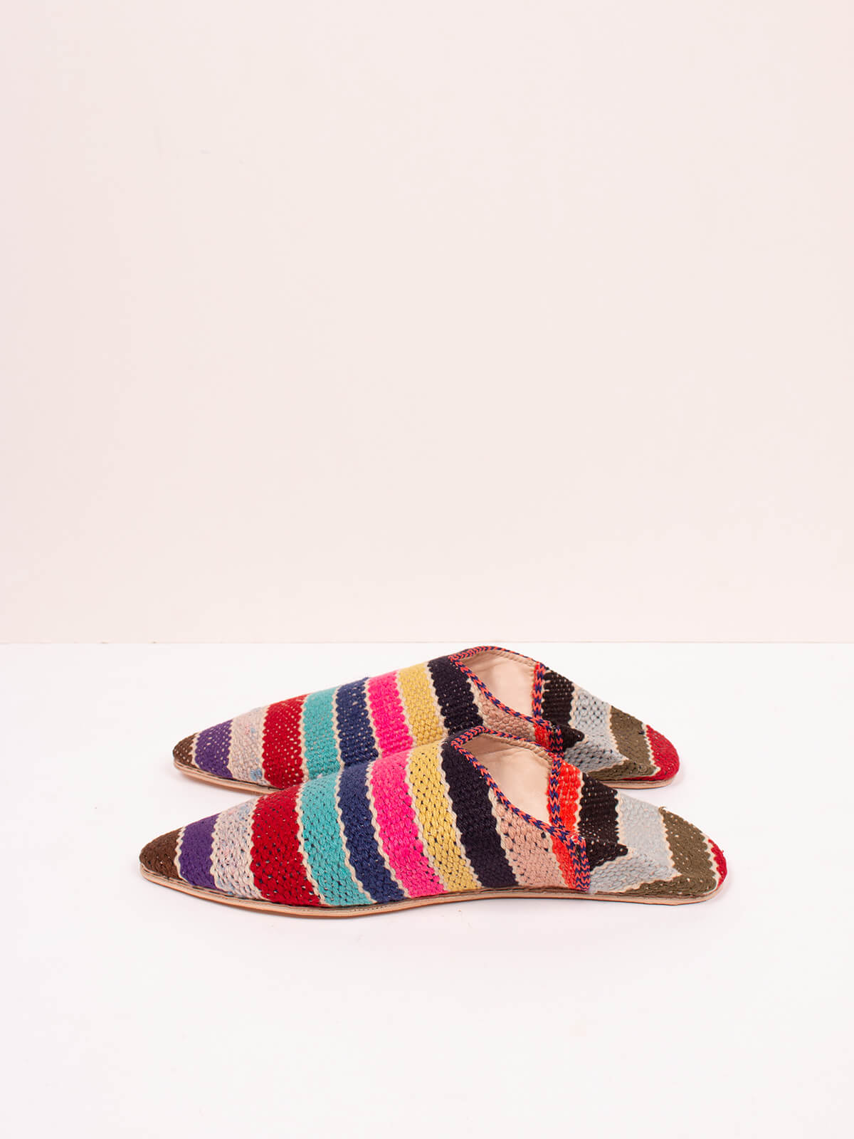 Authentic Moroccan Boujad Pointed Babouche Slippers - Handmade Leather Multi-Stripe Moroccan Shoes for Men & Women | Perfect for Home, Lounge & Cultural Fashion