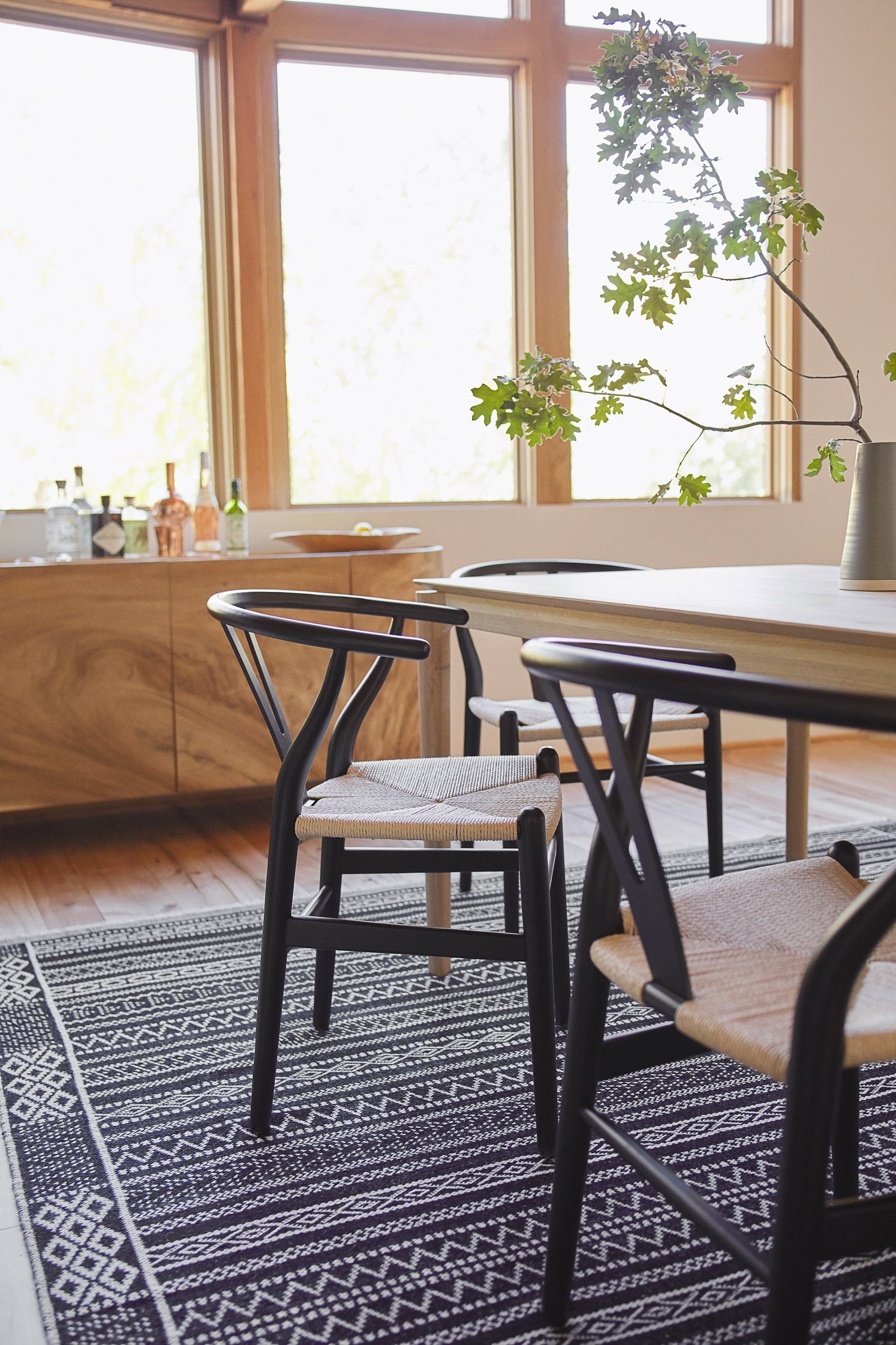 Modern Cylia Dining Chairs Set of 2 - Mid Century Wooden Kitchen Chairs with Upholstered Seat - Perfect for Dining Room, Kitchen, Breakfast Nook & Home Office