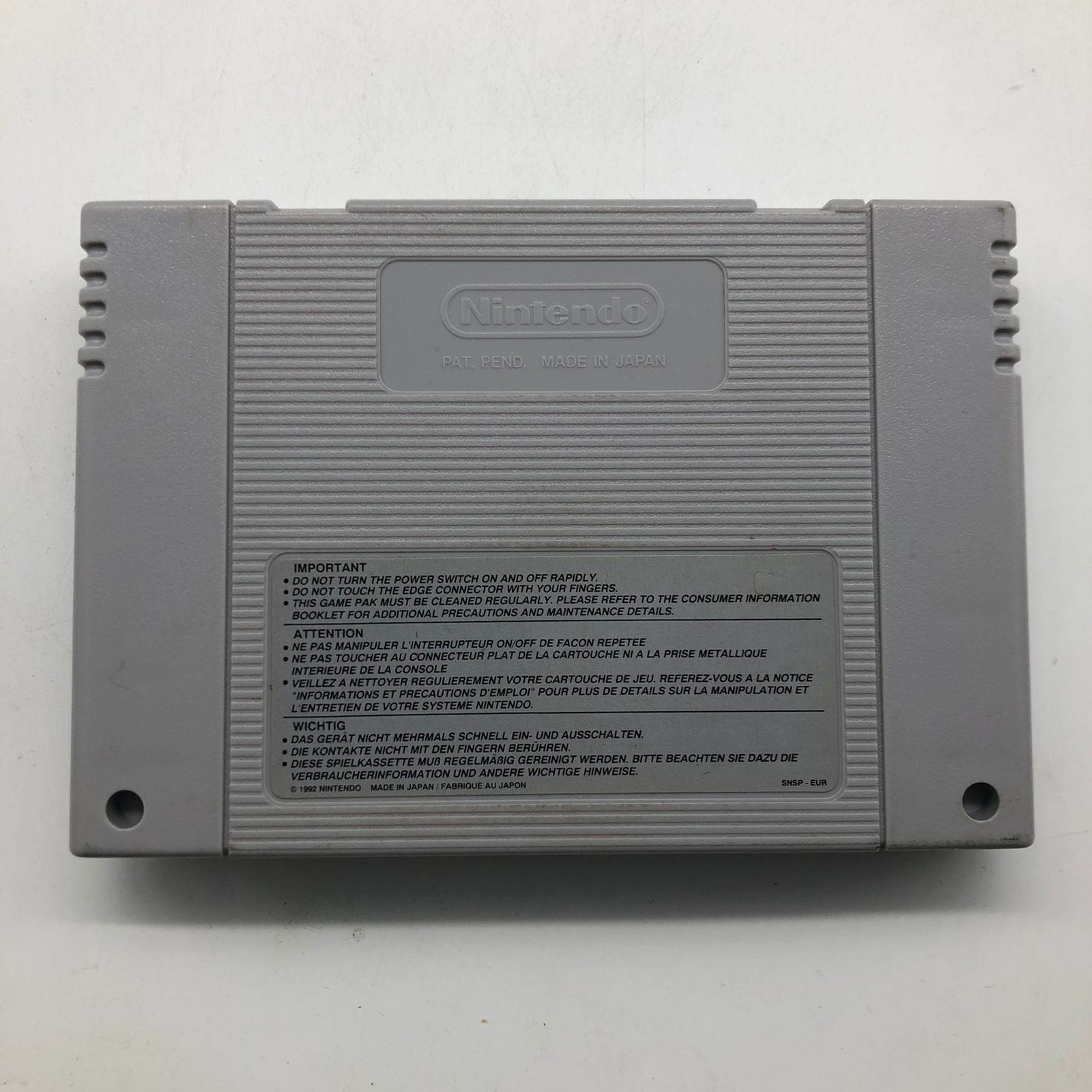 Earthworm Jim SNES Game Cartridge - Super Nintendo Entertainment System (PAL Version) - Classic 90s Platformer for Retro Gaming & Collectors