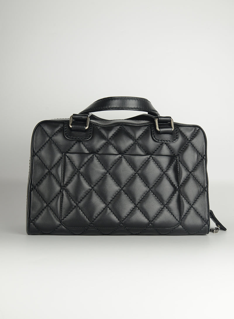 Chanel Quilted Black Leather Handbag - Luxury Designer Crossbody Bag for Women, Perfect for Evening Parties & Daily Use