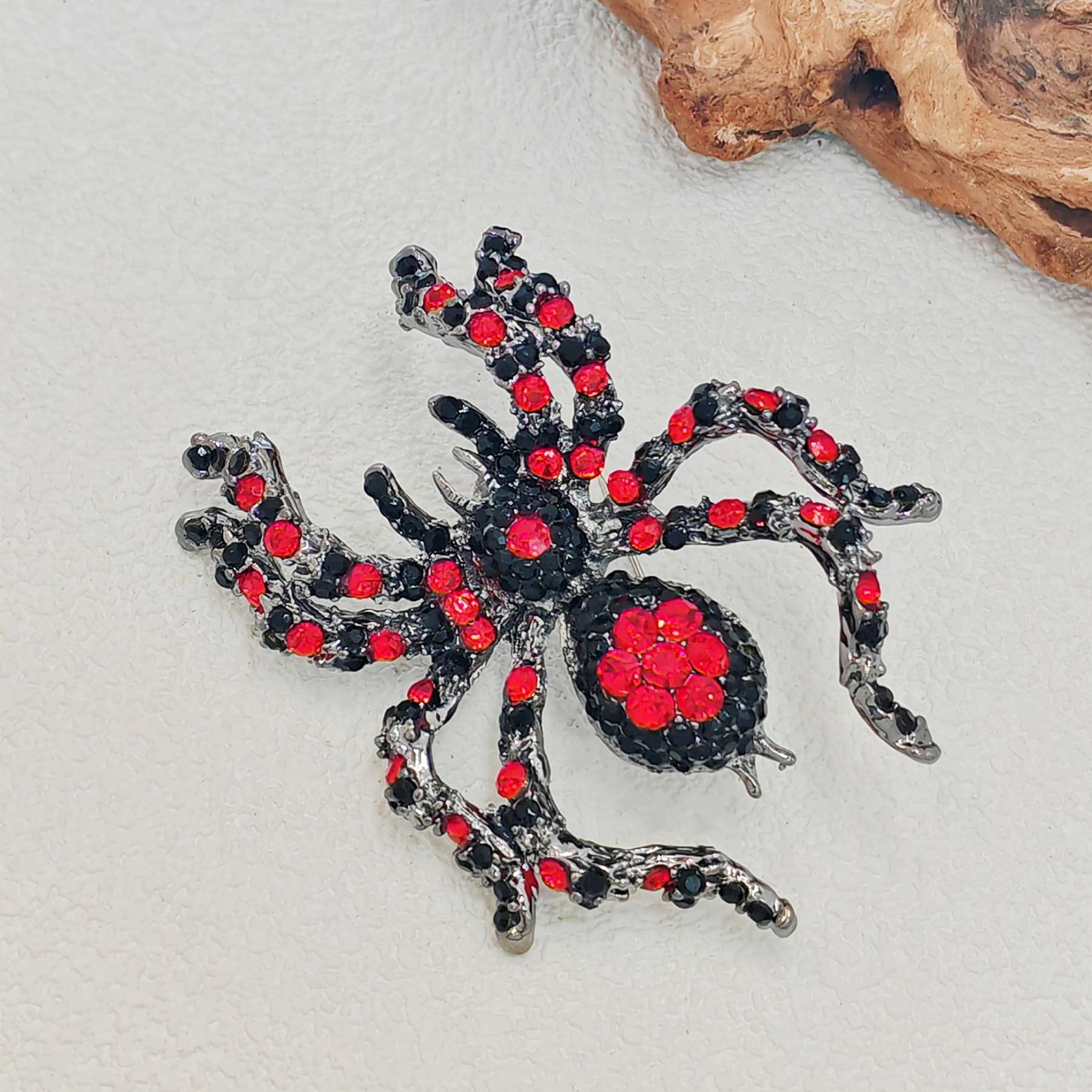 Halloween Spider Brooch Pin - Black & Red Crystal Gothic Jewelry for Costumes, Parties, and Spooky Season Accessories | Perfect for Halloween Outfits, Cosplay, and Themed Events