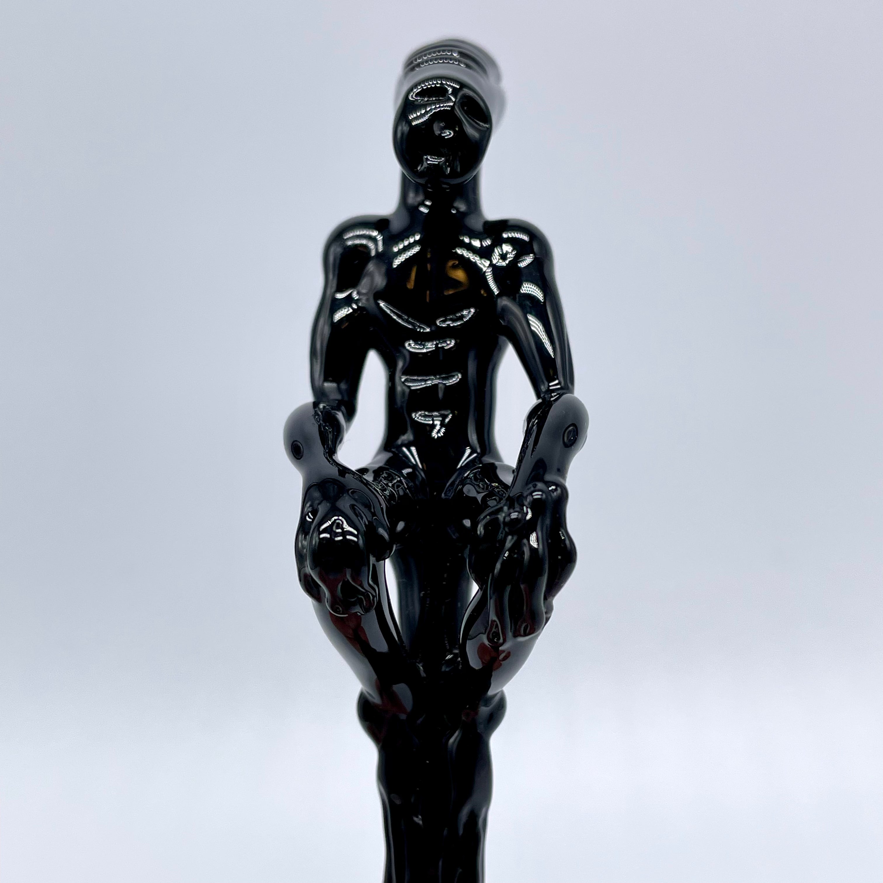 Alien Xenomorph Movie Sculpture - Highly Detailed Collectible Figurine for Sci-Fi Fans & Home Decor | Perfect for Movie Themed Rooms, Gifts & Display
