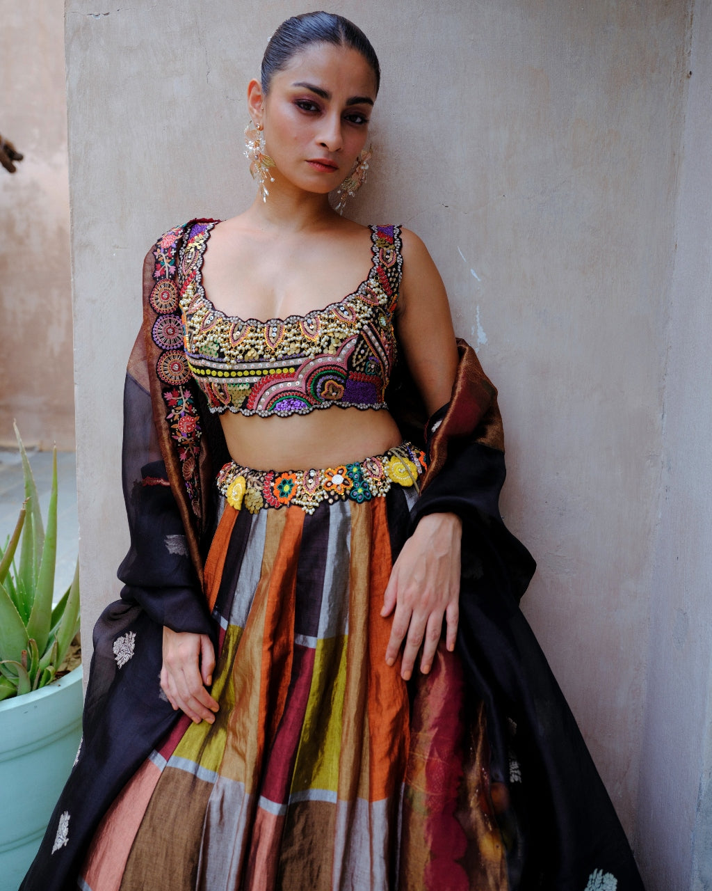 Elegant Black Metallic Lehenga Set for Women | Indian Traditional Bridal Party Wear | Perfect for Weddings, Festivals & Special Occasions