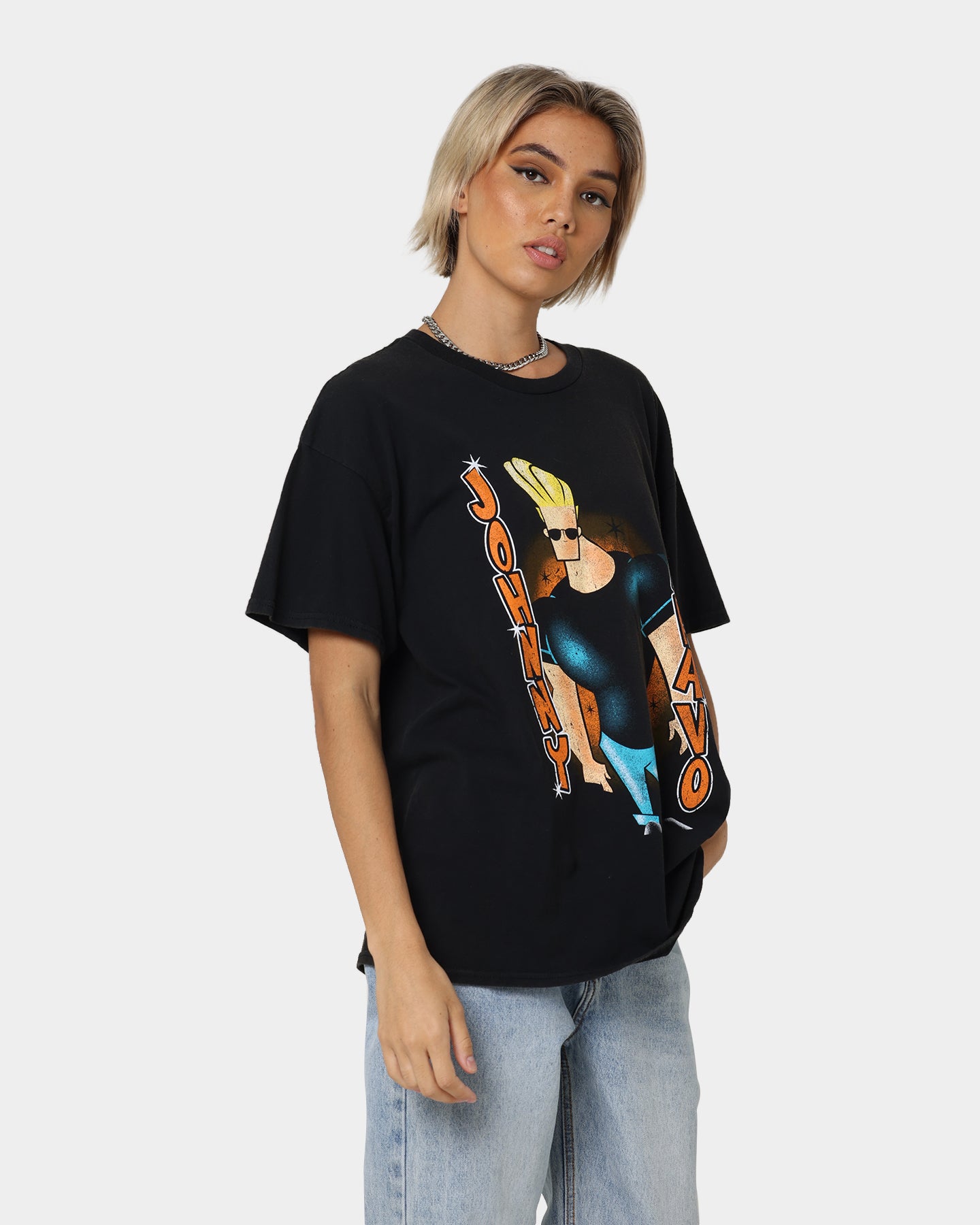 Vintage Johnny Bravo Graphic T-Shirt for Men - Black Washed Retro Style Tee - Perfect for Casual Wear, Cosplay, and 90s Nostalgia Fans