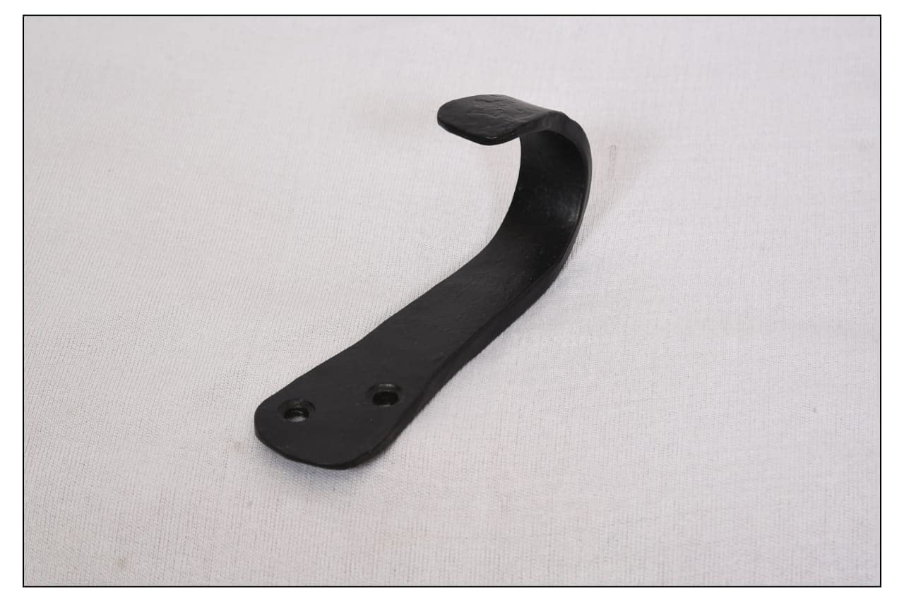 ATCUSA Blacksmith Wall Mounted Hook Set - Handmade Wrought Iron Decorative Hooks for Bathroom, Kitchen & Entryway - Perfect for Hanging Robes, Towels, Coats, Bags, Keys & Jewelry - Rustic Farmhouse Wall Decor for Home Organization