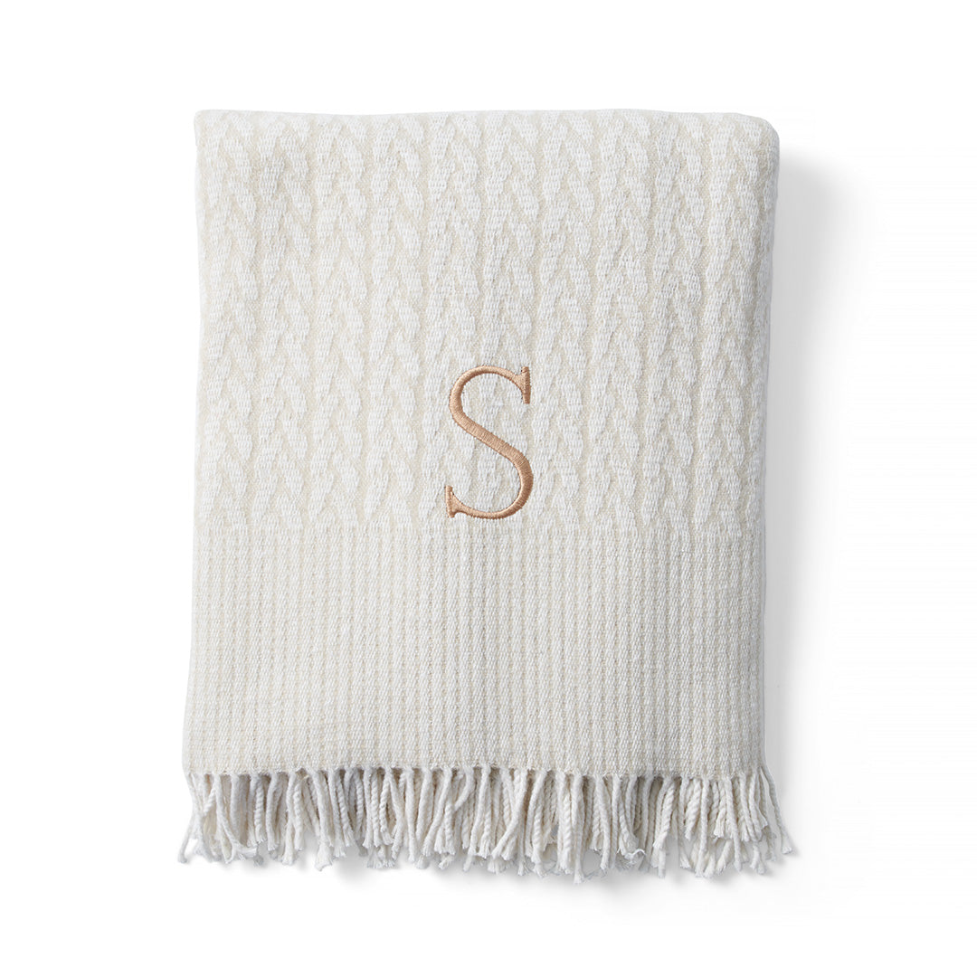 Cozy Personalized Cable Knit Throw Blanket - Soft Handmade Knit for Sofa, Bed & Winter Warmth - Perfect Gift for Home Decor & Cold Weather