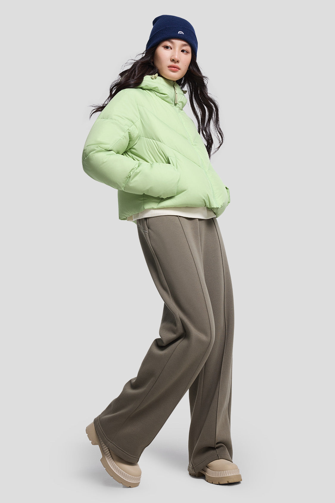 AquaDown Women's Waterproof Short Puffer Jacket - Lightweight Warm Winter Coat for Outdoor Activities & Daily Wear
