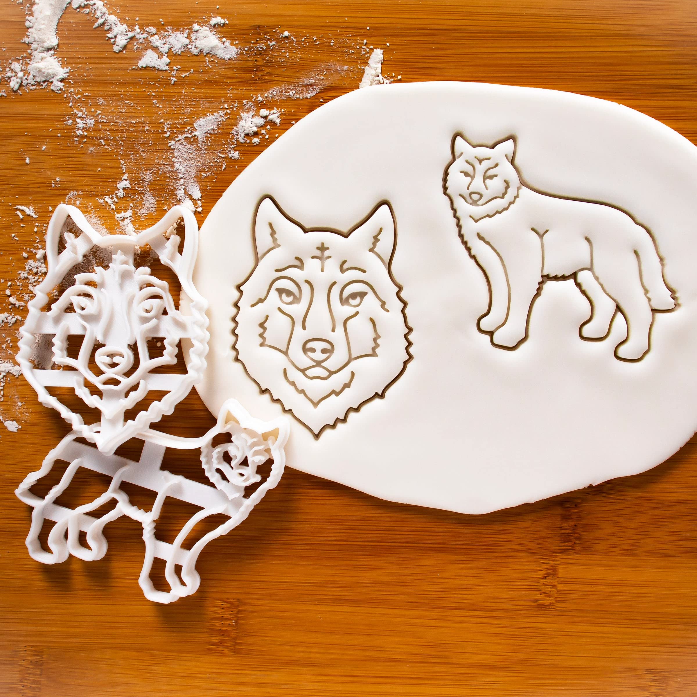Premium Set of 2 Wolf Cookie Cutters - Face & Body Designs for Baking | Stainless Steel Wolf-Shaped Cookie Molds | Perfect for Halloween, Animal Theme Parties & DIY Cookie Decorating