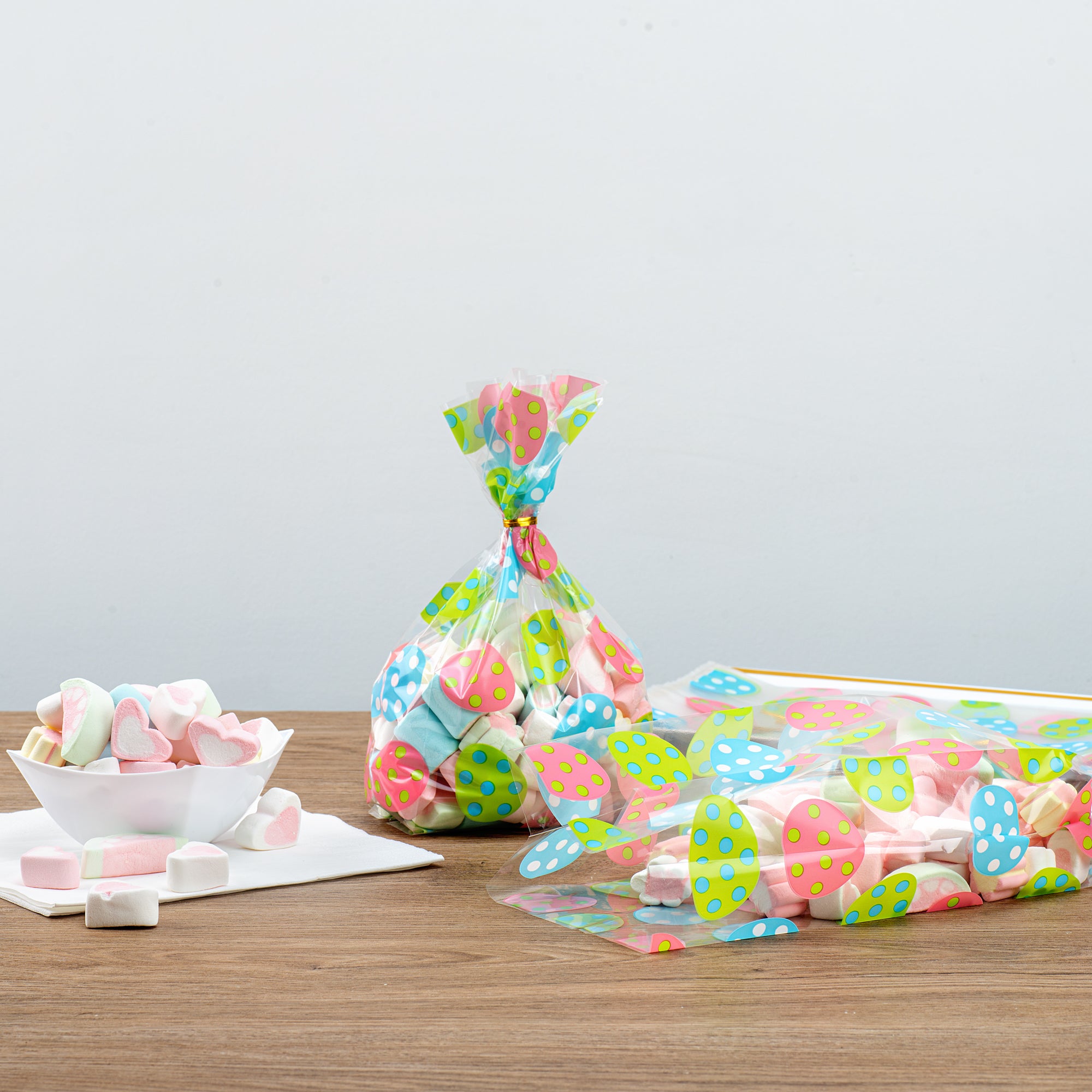 Plastic Candy Bags for Easter Eggs - 5 x 3 x 11 Inch Gusseted Treat Bags (4000 Count Bulk Box) - Perfect for Easter Candy, Party Favors & Holiday Treat Packaging