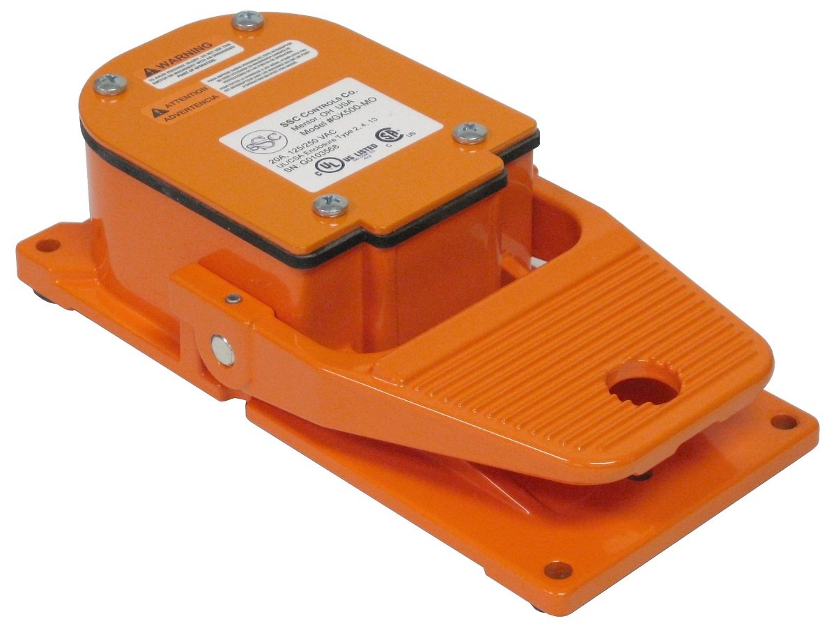 Heavy Duty SSC Controls GX500-MO Industrial Foot Switch - Momentary Action SPDT Single Pedal Electrical Control for Machinery & Equipment Operation