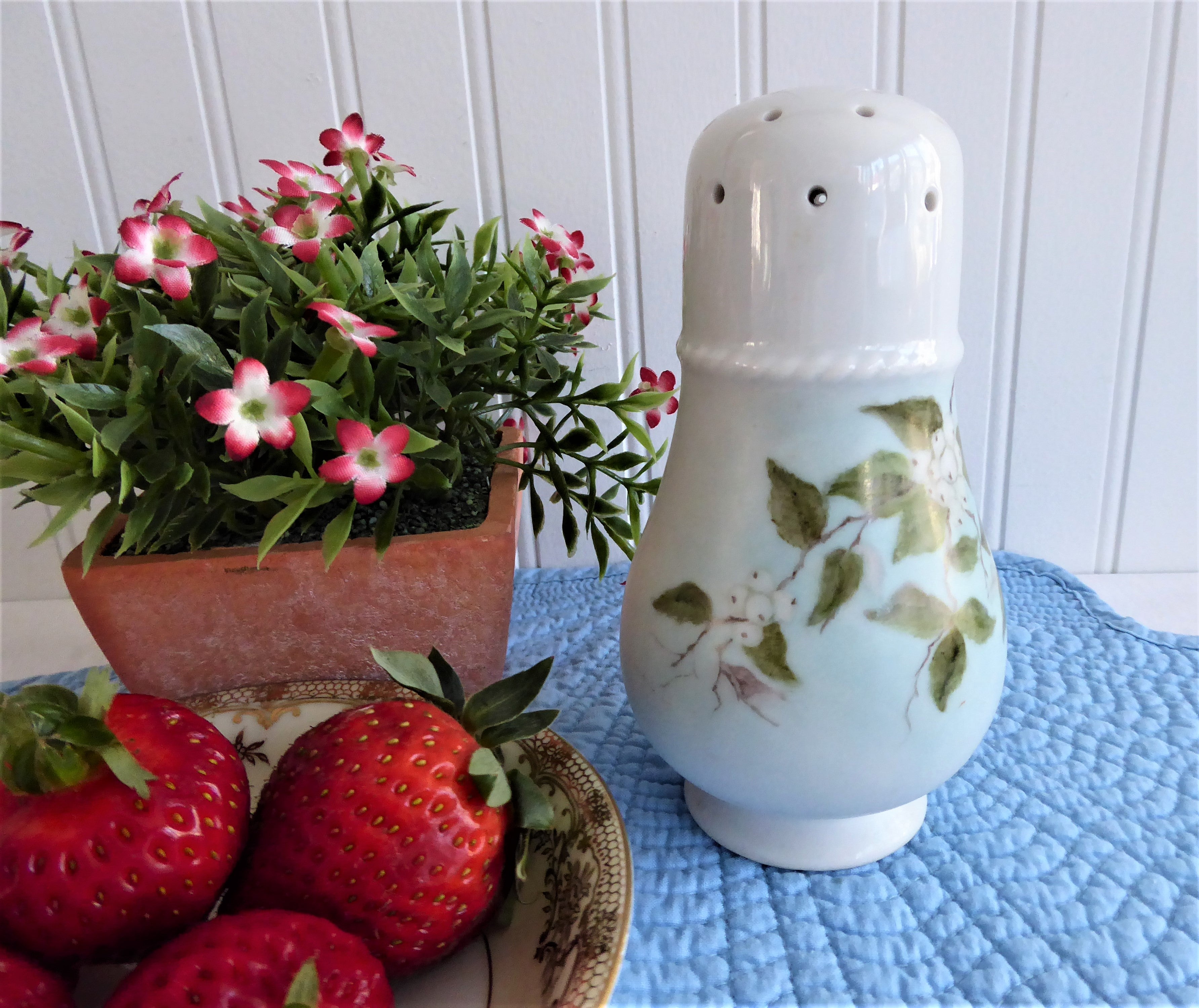 Vintage Blue and White Porcelain Sugar Shaker - Snowberries Design, Art Pottery Sugar Caster (1983) | Perfect for Tea Parties, Coffee Bars & Vintage Kitchen Decor
