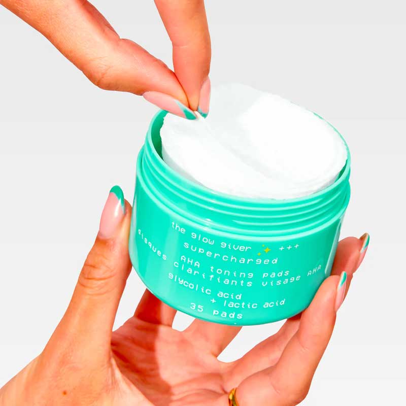Glow Hub The Glow Giver AHA Toning Pads - Exfoliating Face Pads for Brightening & Smoothing Skin - Perfect for Daily Skincare Routine & Acne Treatment