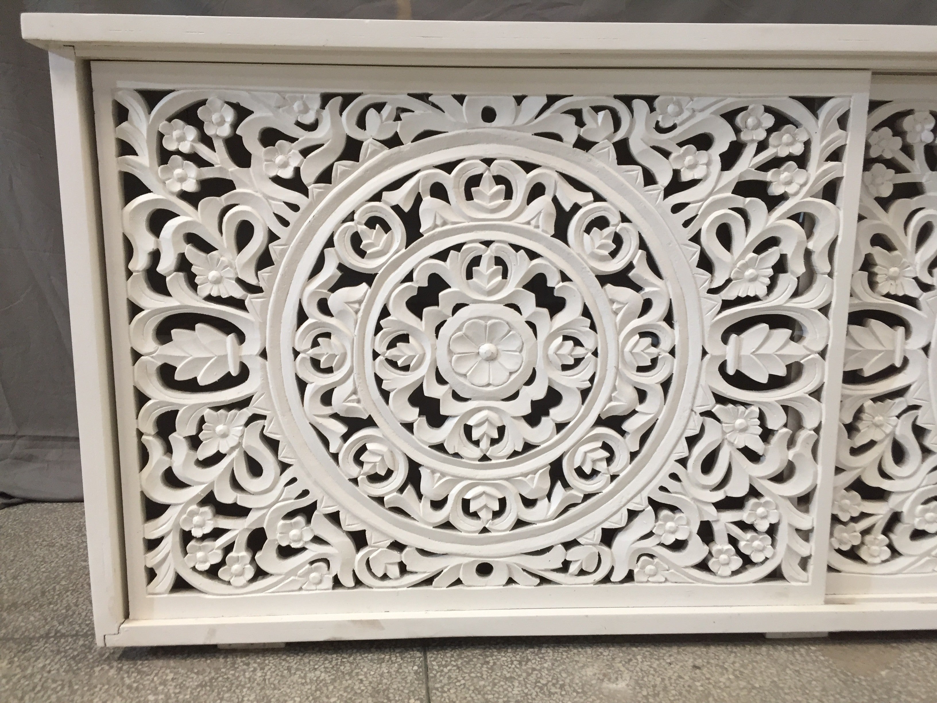 Hand Carved Indian Solid Wood Sideboard with Intricate Carved Doors - White - Perfect for Dining Room, Living Room, or Entryway Storage