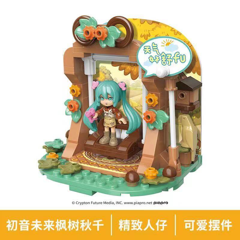QMAN 76011 Hatsune Miku Four Seasons Cute Anime Figure - Perfect for Collectors, Cosplay, and Anime Decor