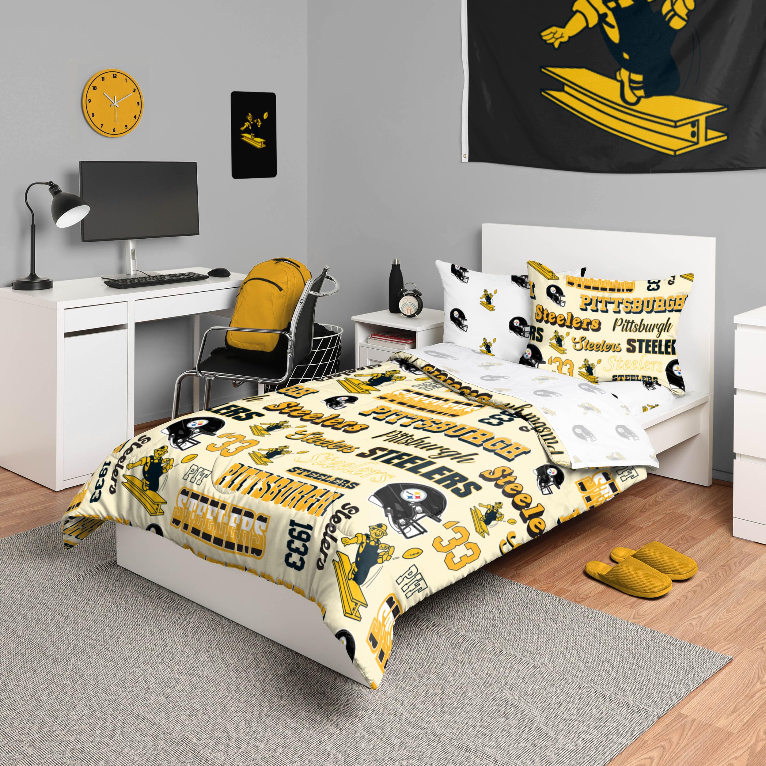 FOCO NFL Team Logo 5-Piece Bedding Set - Unisex Adult Comforter, Sheets & Pillowcases - Soft Microfiber Bed in a Bag for Football Fans - Perfect for Game Day Decor, Dorm Rooms & Themed Bedrooms