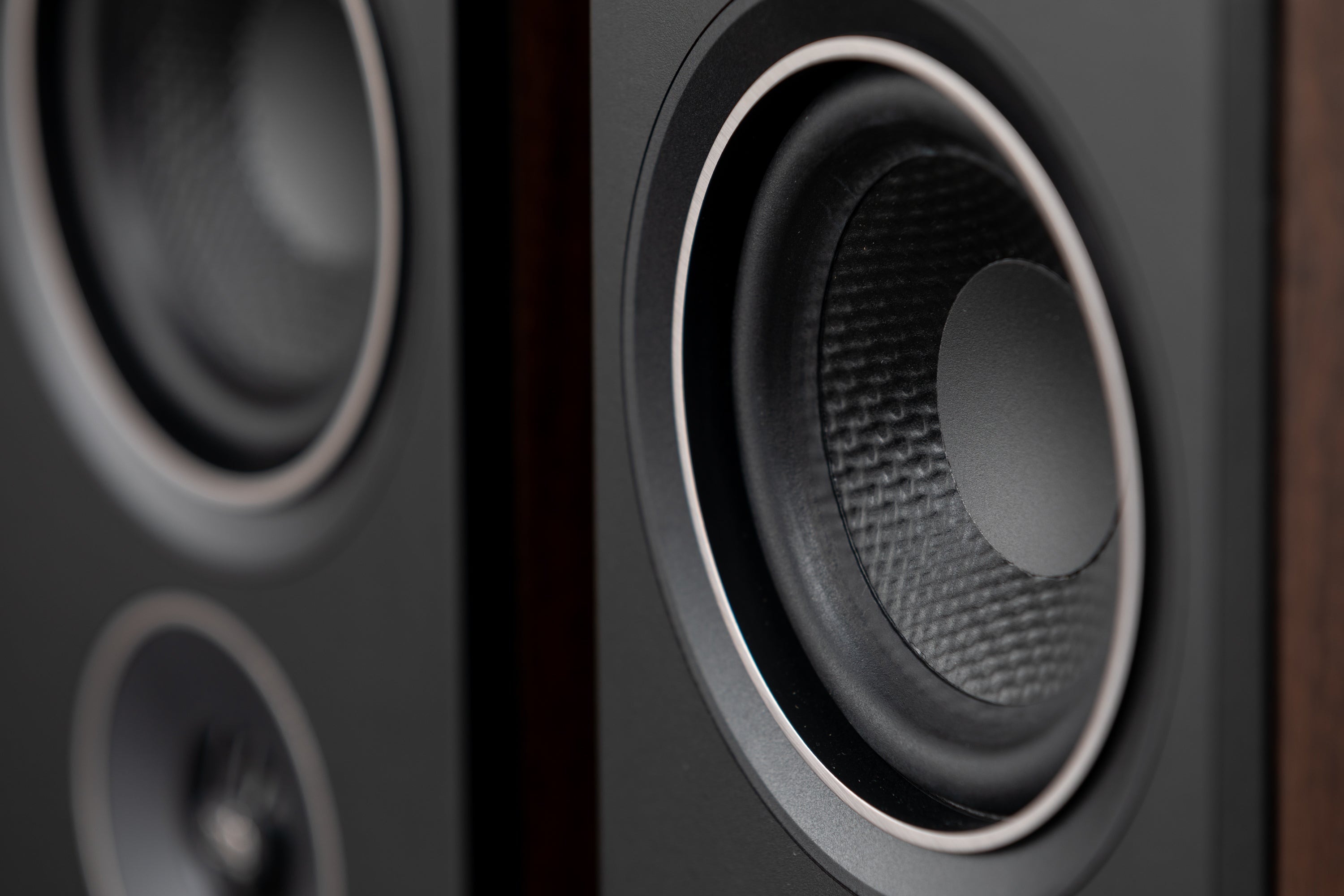 PSB Alpha P3/P5 Compact Bookshelf Speakers - High Fidelity Audio for Home Theater & Music Listening | Perfect for Small Spaces & Desktop Setups