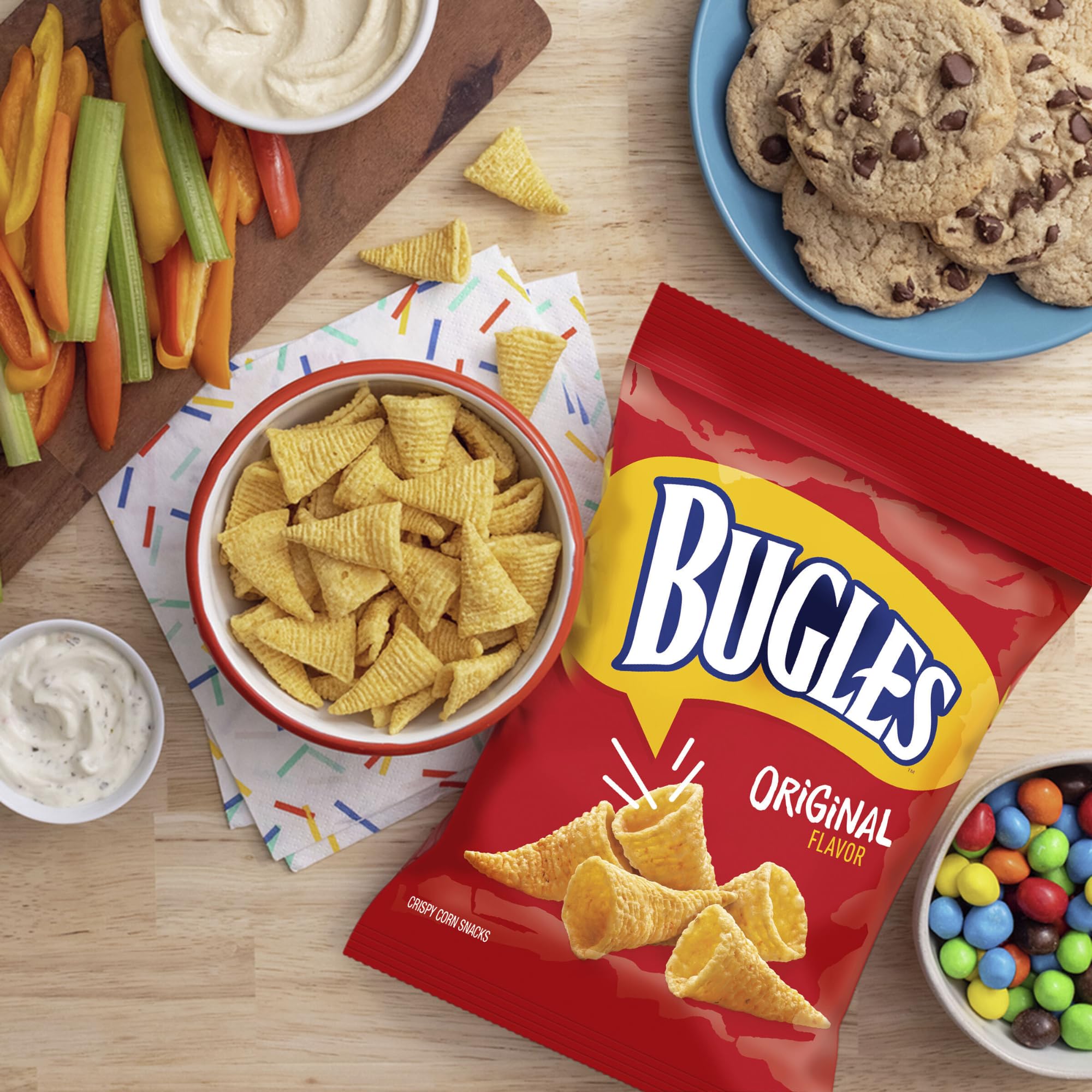 Bugles Original & Nacho Cheese Corn Snacks - 2 Flavor Variety Pack (7.5 oz Bags) with Free Bag Clip - Crunchy Party Snacks for Movie Nights, Road Trips & Office Breaks
