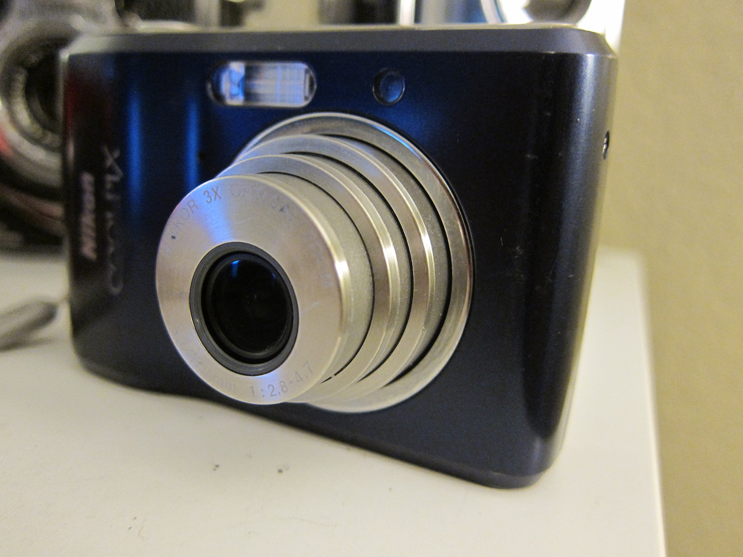 Nikon Coolpix L18 8MP Digital Camera with 3x Optical Zoom - Compact Point & Shoot Camera for Travel, Family Photos & Everyday Use (Navy Blue)