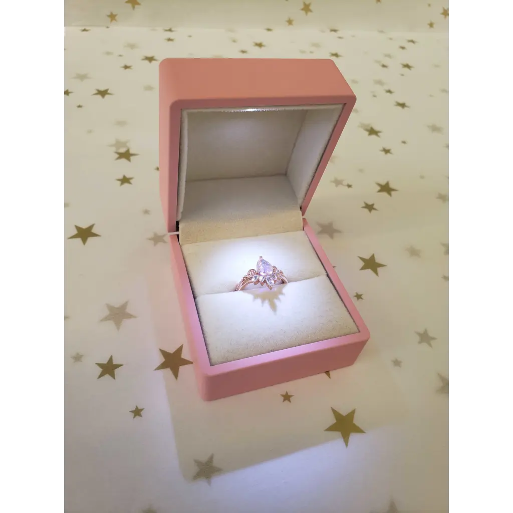 Elegant Single Ring Box for Engagement & Wedding Rings - Perfect for Proposals, Anniversaries & Jewelry Storage