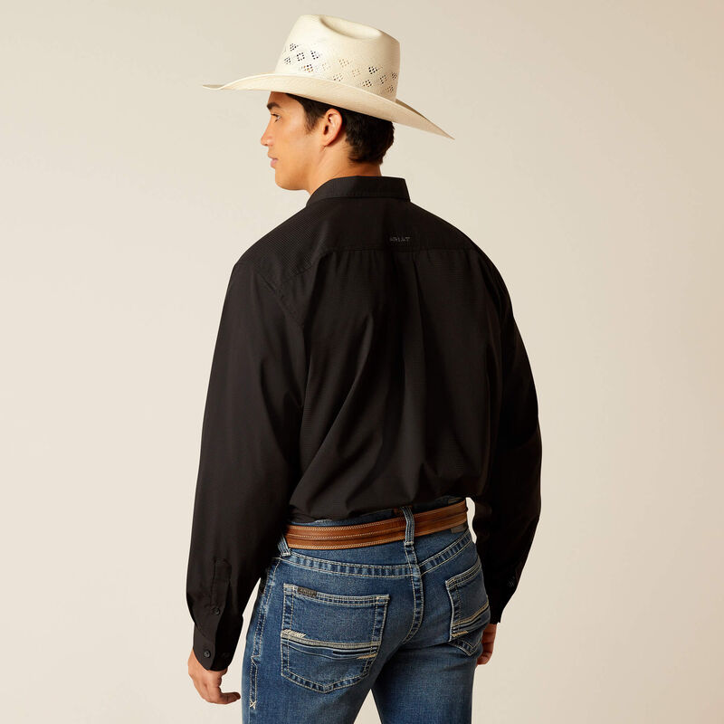 Ariat 360 AirFlow Shirt for Men - Breathable Performance Shirt in Black - Perfect for Outdoor Work, Hiking & Casual Wear
