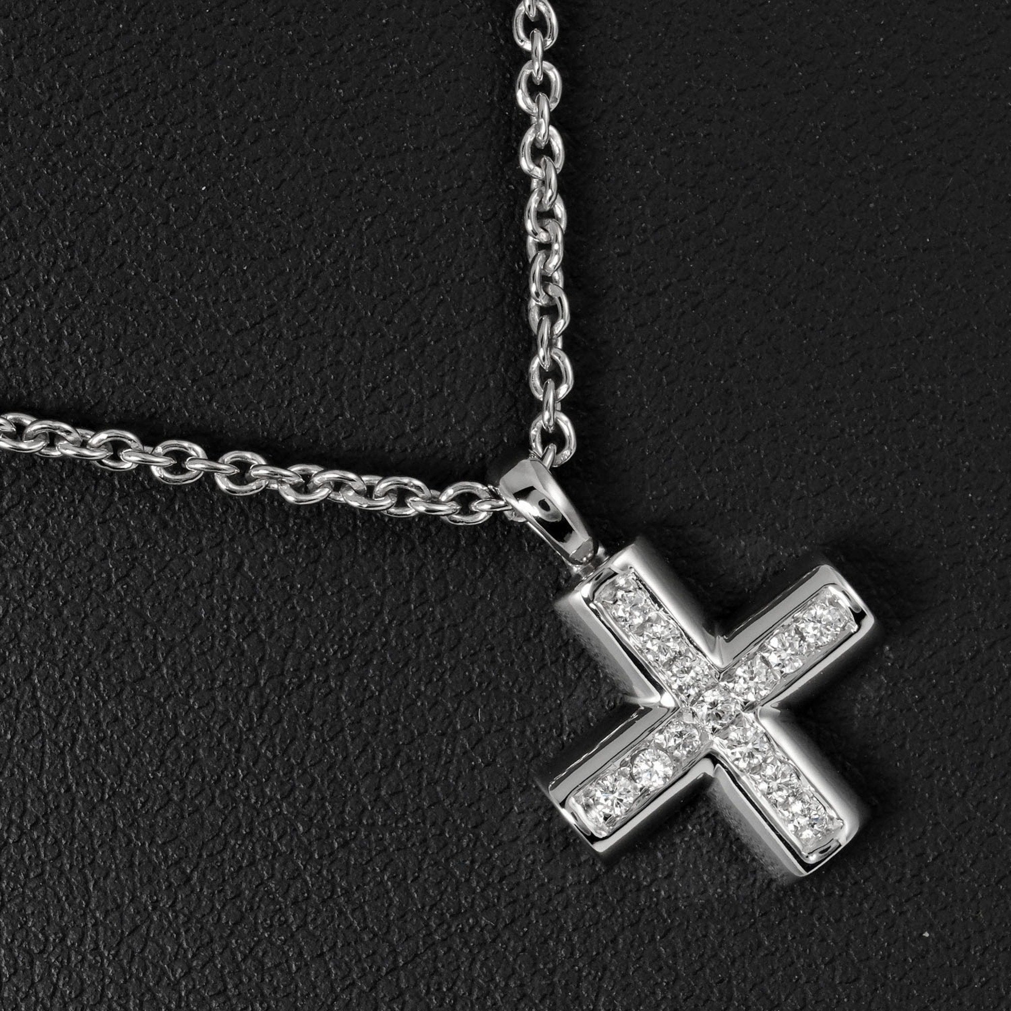 18K White Gold Diamond Necklace for Women - Elegant Pendant Jewelry Gift for Anniversary, Valentine's Day & Special Occasions