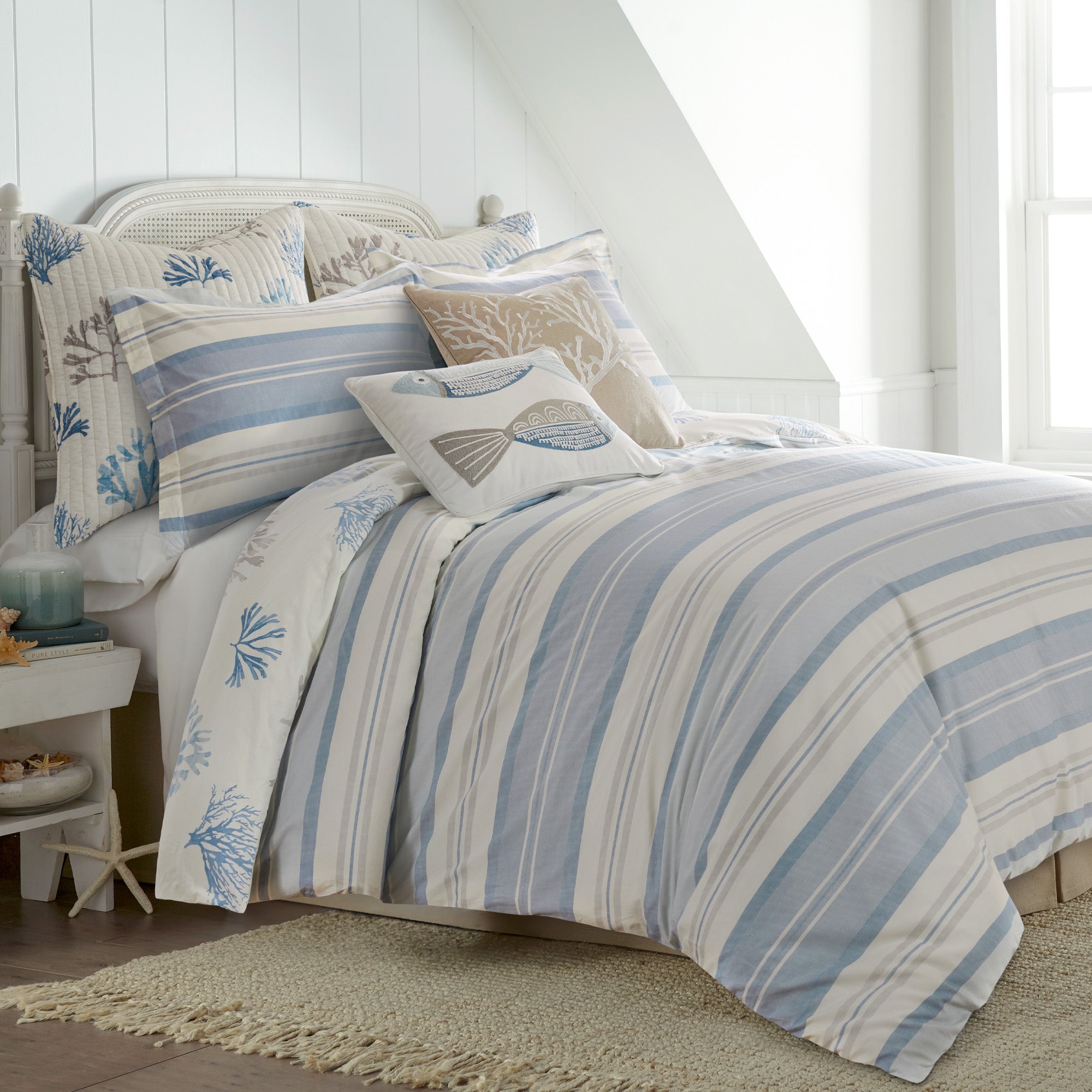 Ipanema Comforter Set - Queen Size 7-Piece Bedding Set with Pillow Shams, Soft Microfiber Comforter for Cozy Sleep | Perfect for Master Bedroom, Guest Room & Dorm Decor