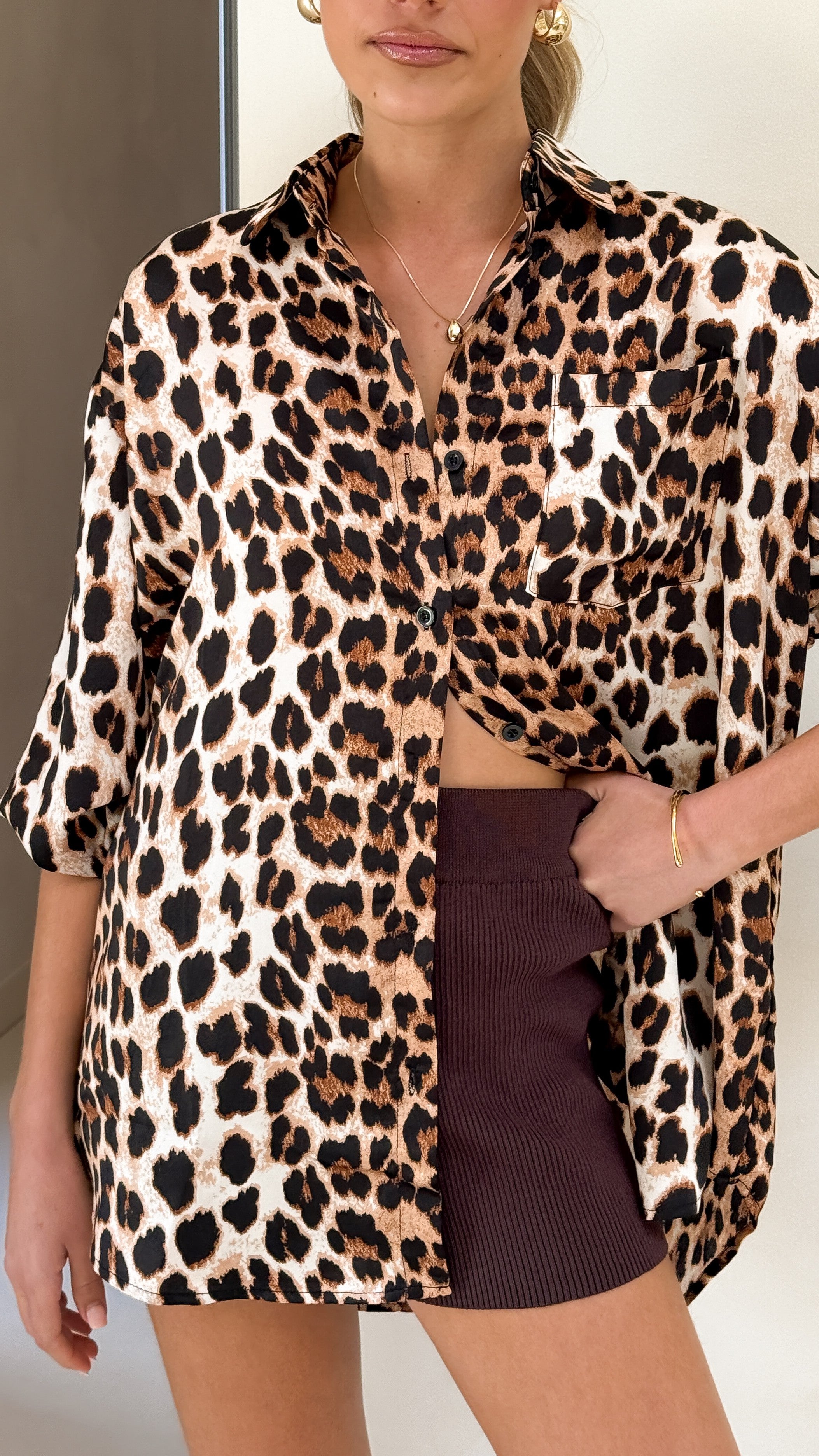 Stylish Koa Button Up Top with Leopard Print - Perfect for Casual Outings and Office Wear