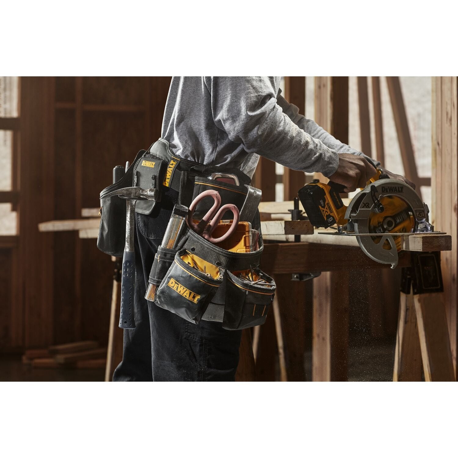 DEWALT DWST540601 Professional Tool Rig - Heavy Duty Tool Storage for Contractors & DIY - Perfect for Job Sites, Workshops & Home Garages