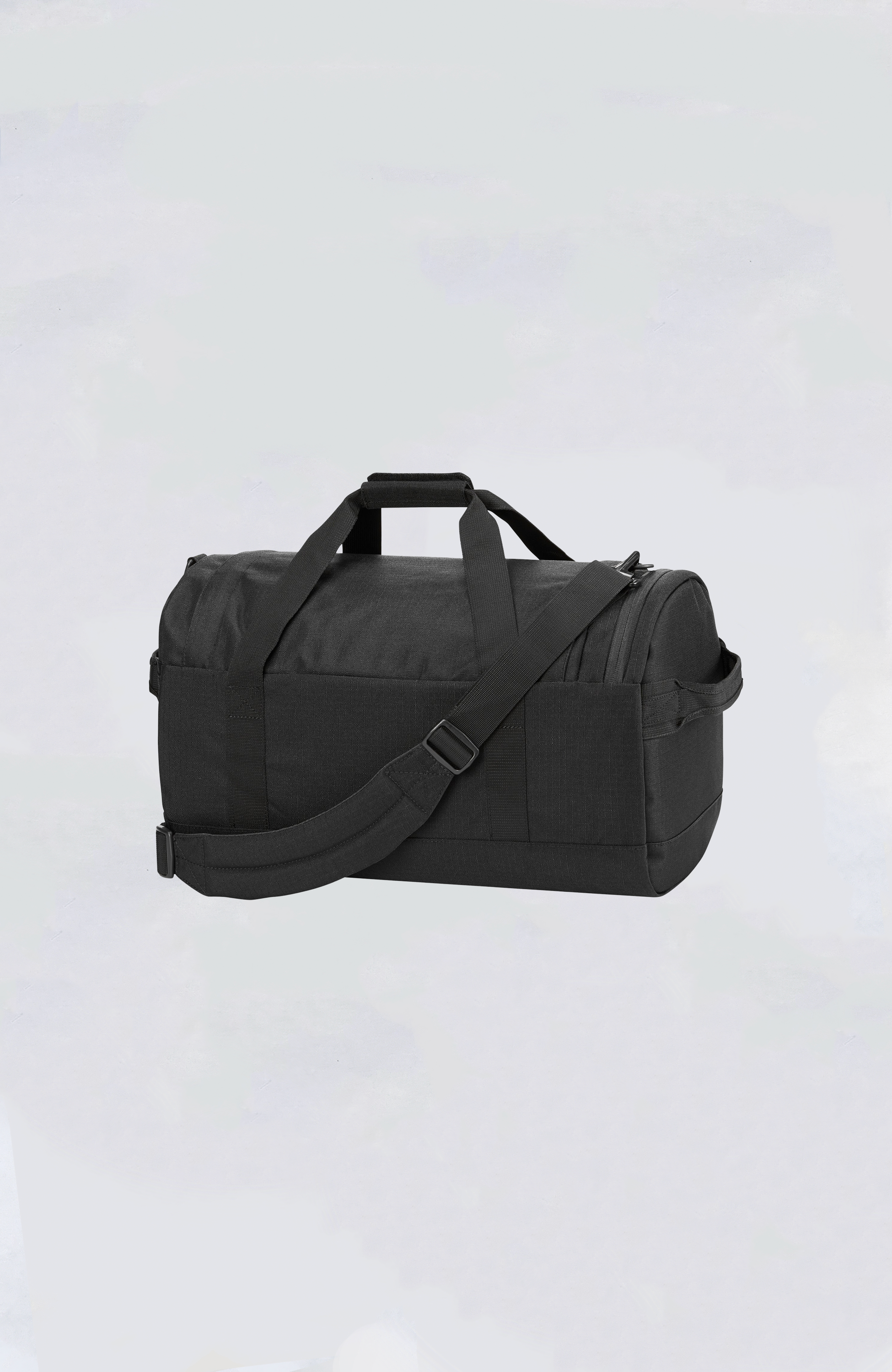 Dakine EQ Duffle 35L Travel Bag - Water-Resistant Gym & Sports Duffel with Shoe Compartment | Perfect for Workouts, Travel & Weekend Getaways