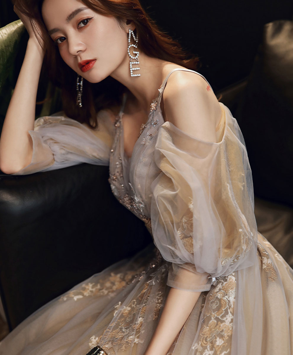 Elegant Champagne V-Neck Tulle Lace Long Prom Dress for Formal Events - Perfect for Homecoming, Weddings & Evening Galas