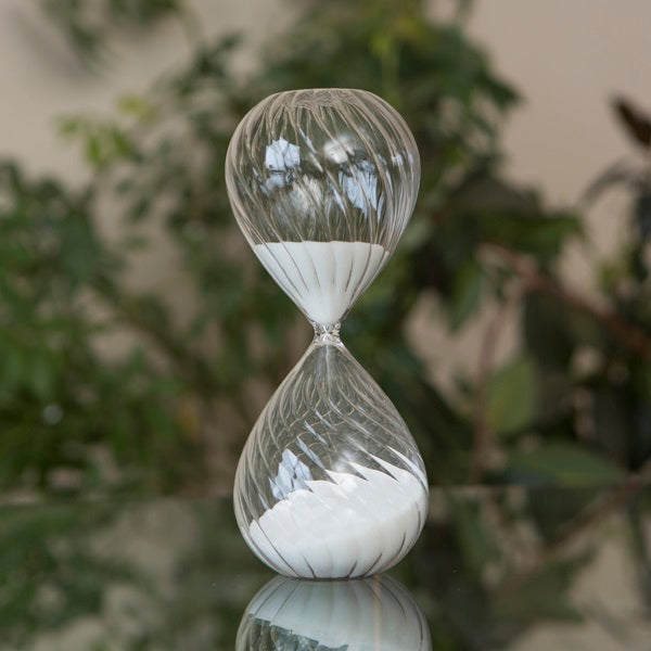 45 Minute Freestanding Hourglass - Black or White - Perfect for Home Decor, Office Desk, and Time Management Tool