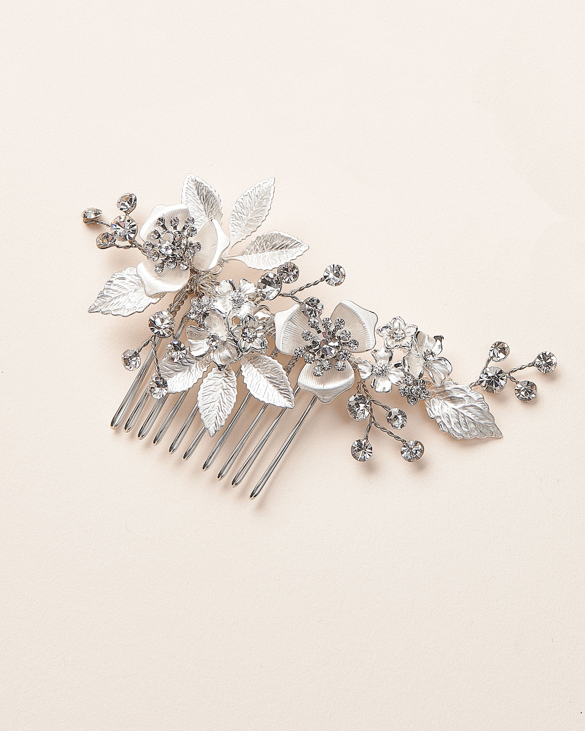 Elegant Floral Bridal Hair Comb for Wedding - Handmade Pearl & Crystal Bridesmaid Hair Accessories for Bridal Shower, Boho Wedding, and Special Occasions