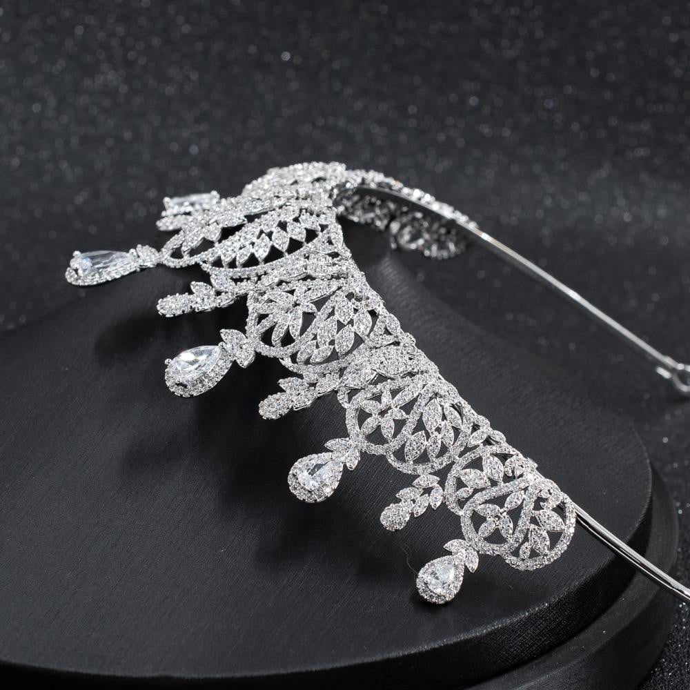 Royal Wedding Tiara Crown - Cubic Zirconia Bridal Diadem for Princess Bride & Prom - Perfect for Weddings, Pageants & Special Occasions