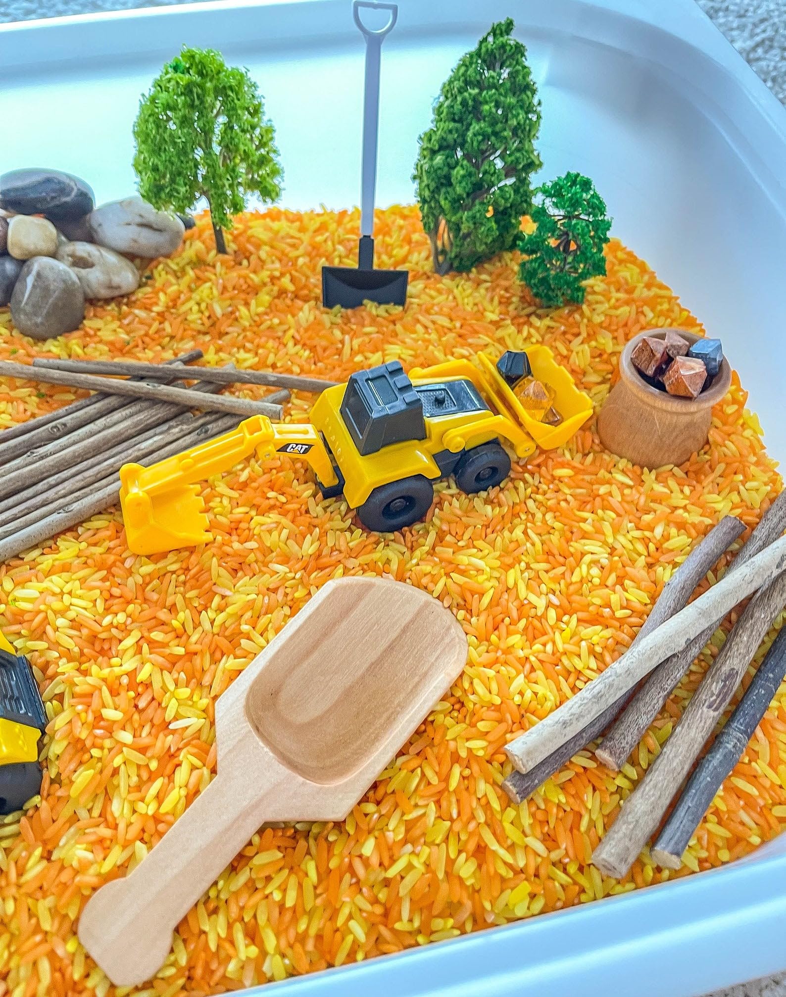 Montessori Sensory Bins for Kids - Construction Themed Sensory Toys for Preschoolers | Toddler Learning Activities, Fine Motor Skills Development & Early Education Play