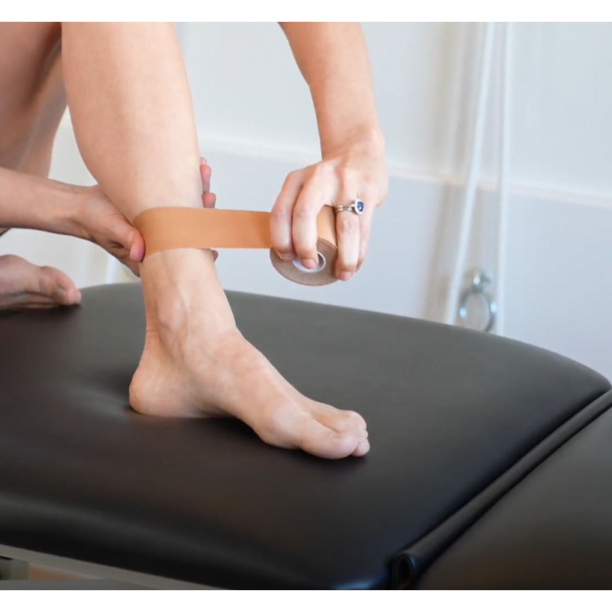 McDavid Rigid Strapping Tape - Professional Grade Sports Tape for Ankle & Wrist Support - Ideal for Athletes, Runners & Injury Recovery