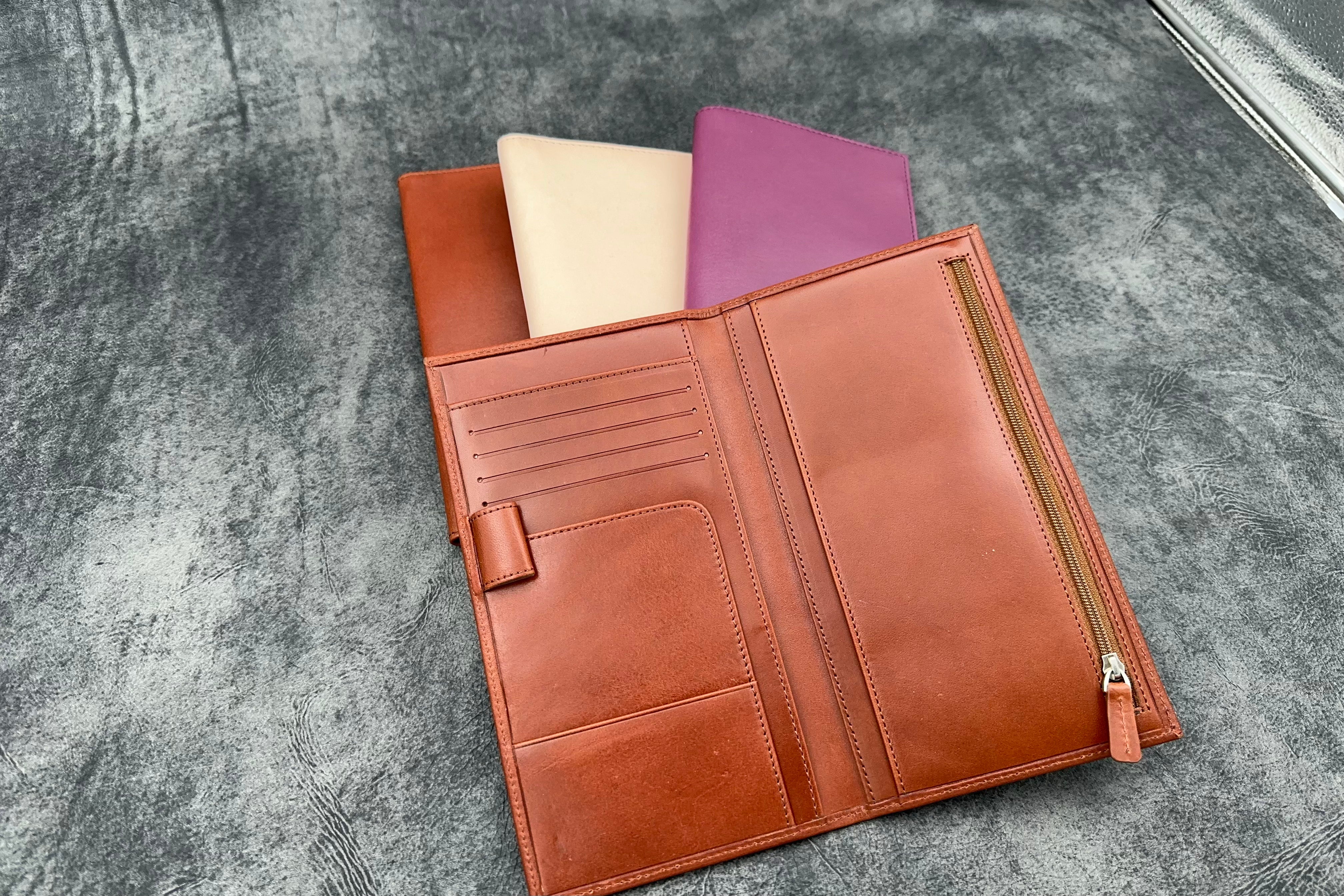 Premium Leather Wallet Insert for Traveler's Notebook - Regular Size (Multiple Colors) - Perfect for Passport Holders, Credit Cards & Travel Essentials | 415