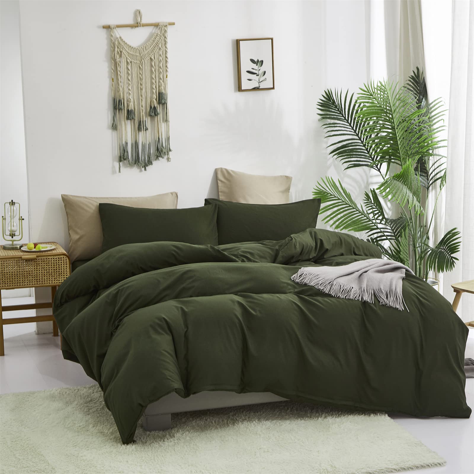 Army Green King Comforter Set - 3 Piece Breathable Cotton Bedding Set with Olive Green Solid Blanket & Quilt | Modern Hunter Green Bedspread for Men | Perfect for Master Bedroom, Guest Room & Dorm Decor
