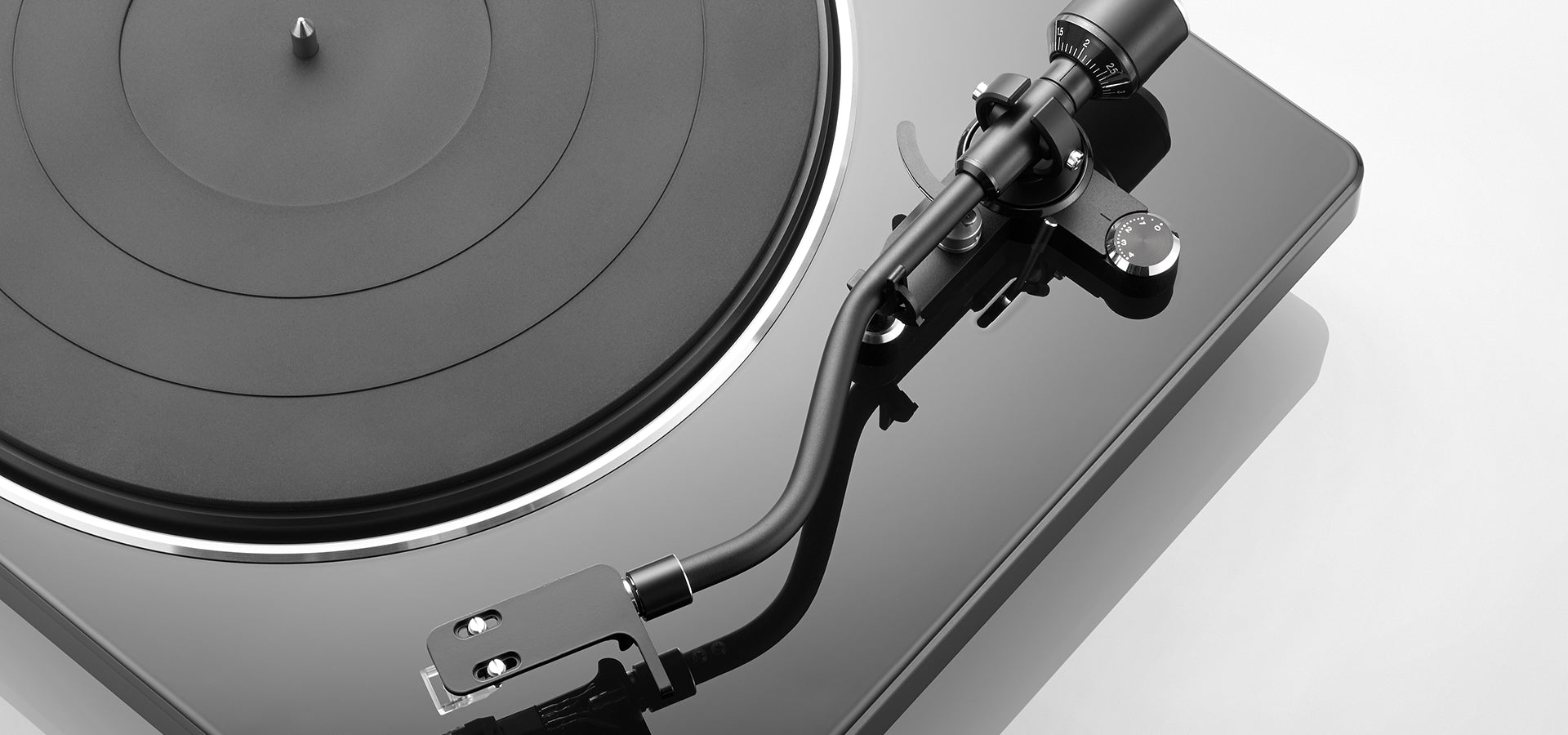 Denon DP-400 High Fidelity Automatic Turntable with Speed Sensor - Perfect for Vinyl Record Lovers & Home Audio Systems