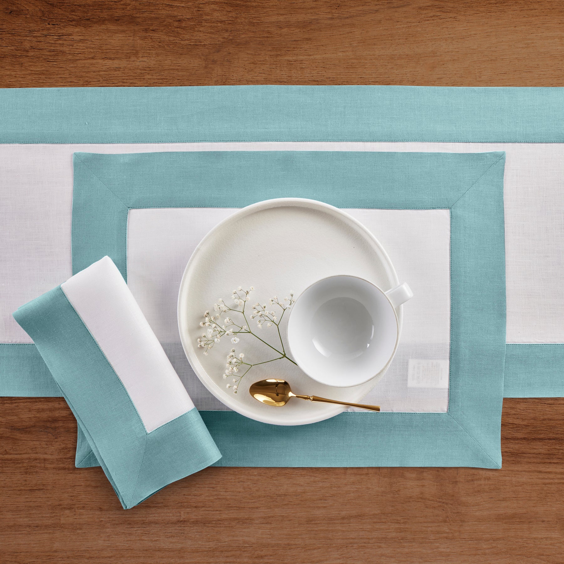 Stylish Contempo Placemats Set of 4 - Waterproof & Heat-Resistant Modern Table Mats for Dining Room, Kitchen, or Party Decor - Perfect for Everyday Use, Entertaining & Holiday Gatherings