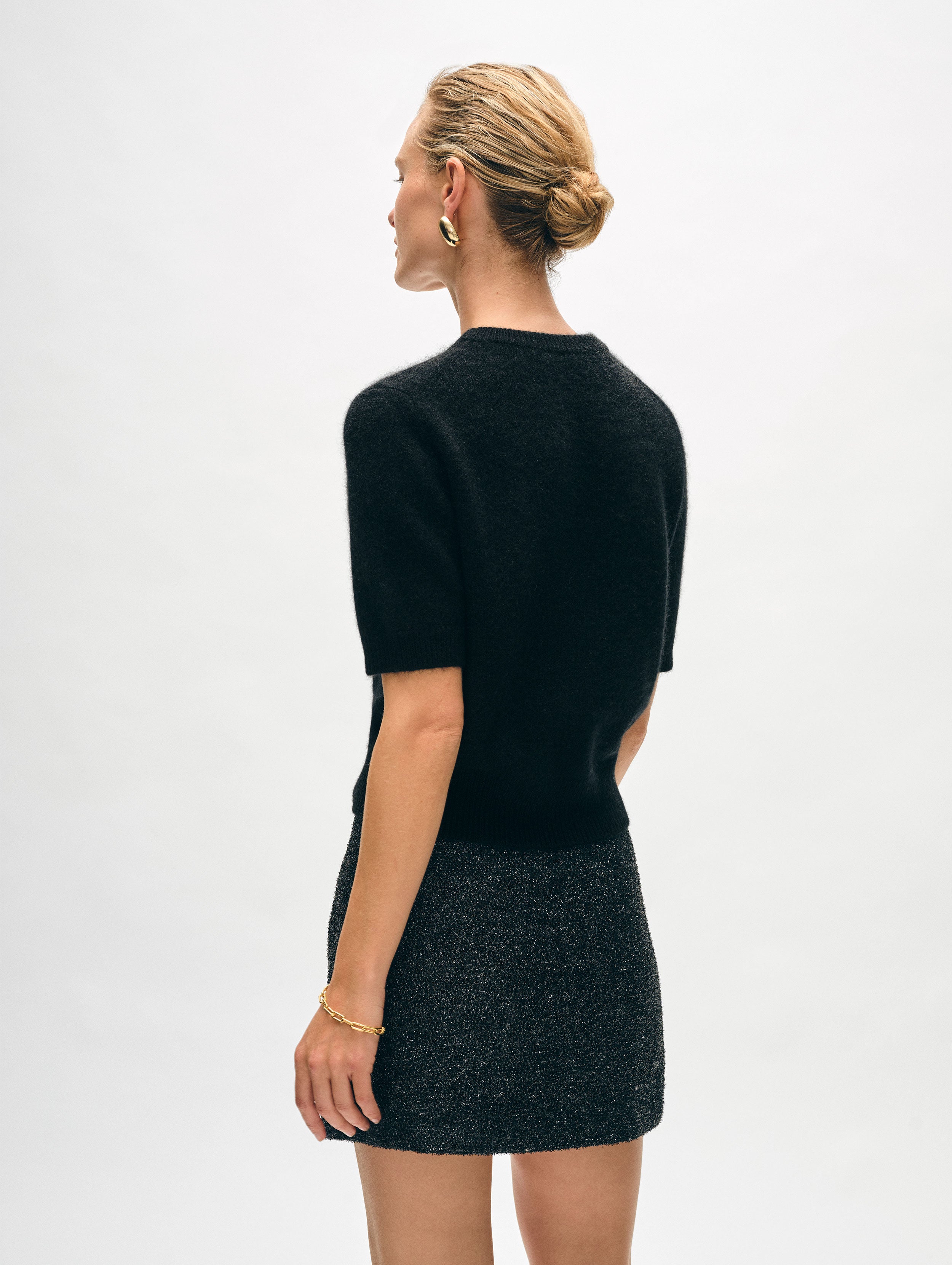Luxury Brushed Cashmere T-Shirt for Women - Soft & Comfortable Crew Neck Tee - Perfect for Layering, Casual Wear & Office Outfits
