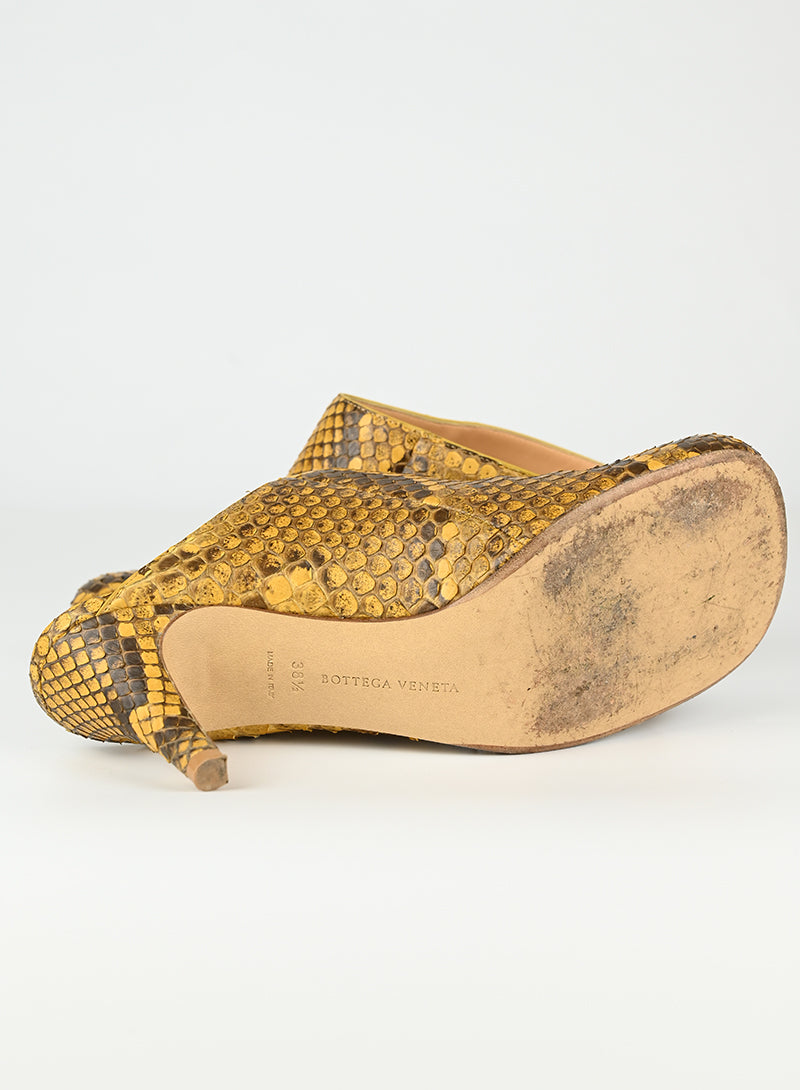 Bottega Veneta Python Leather Mules Women's Size 38.5 - Luxury Designer Slip-On Shoes for Casual Outings & Office Wear