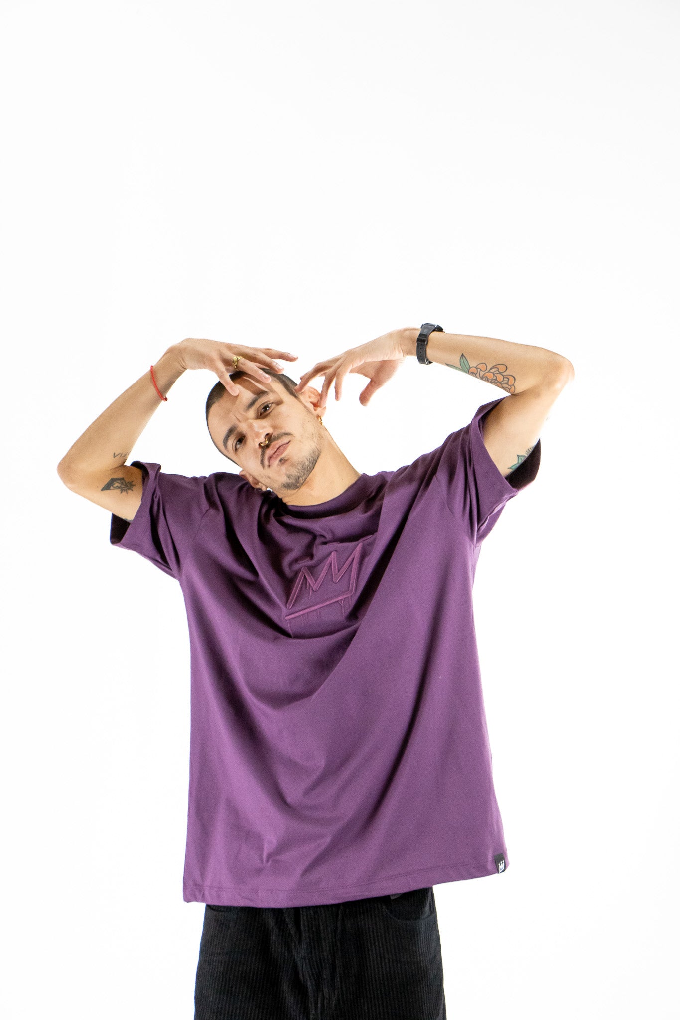 Remera King of Art H Bold Koa 6468B Violet Relax T-Shirt - Comfortable Casual Wear for Street Fashion & Everyday Outfits