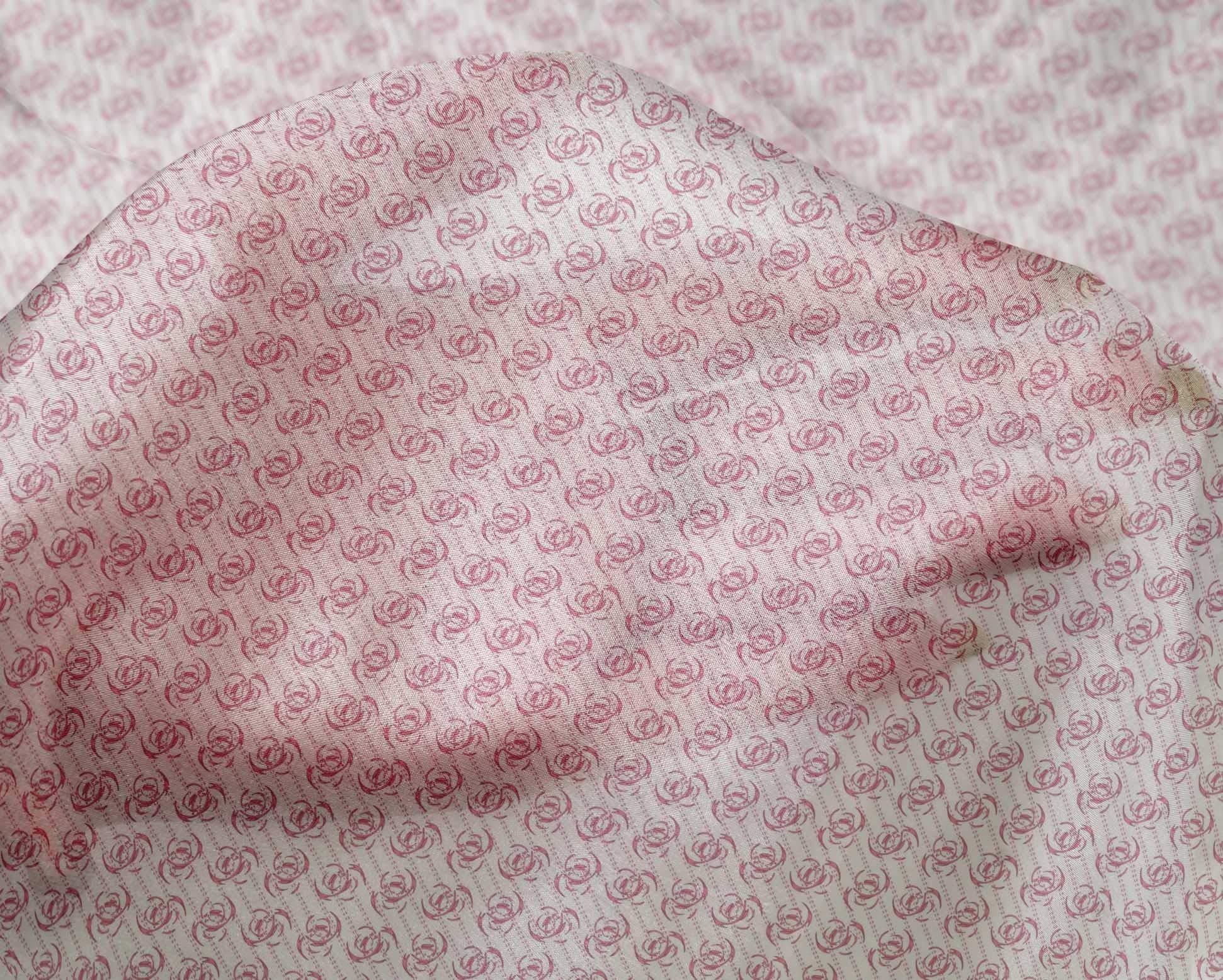 oneOone Silk Tabby Pink Geometric Print Fabric by The Yard - 42 Inch Wide Dress Material for DIY Fashion, Home Decor & Craft Projects