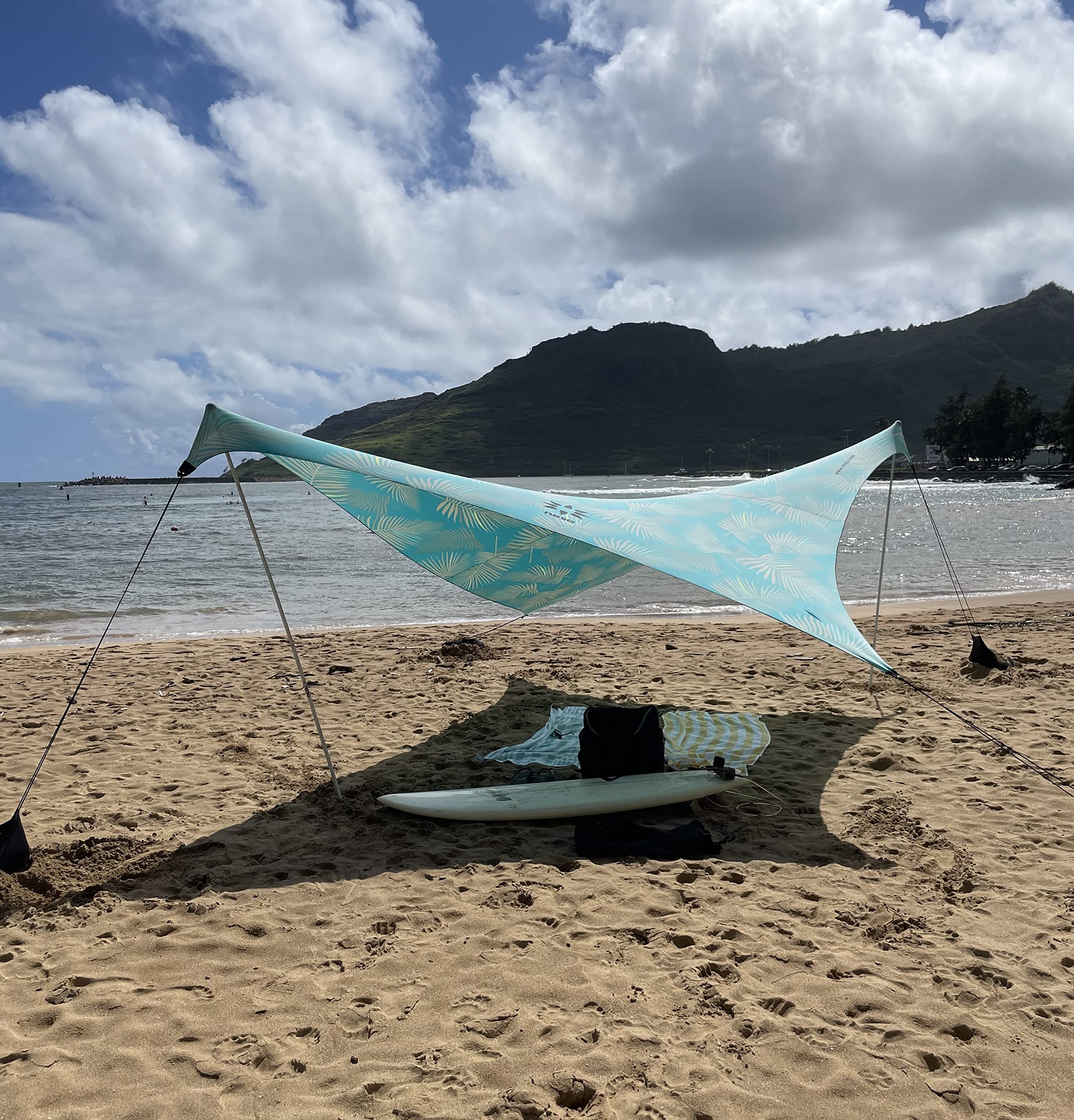Neso Tents Grande Beach Tent - Extra Large 7ft Tall & 9x9ft Wide Sun Shelter with Reinforced Corners & Built-in Cooler Pocket - Perfect for Family Beach Days, Camping Trips and Outdoor Adventures