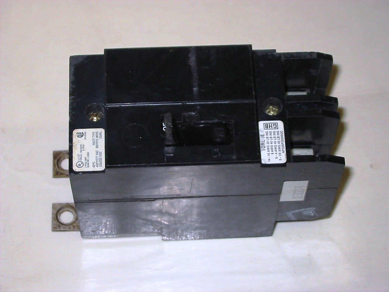 Eaton GHB2025 25A 2-Pole Bolt-On Circuit Breaker 277/480V - Perfect for Commercial Electrical Panels & Industrial Applications