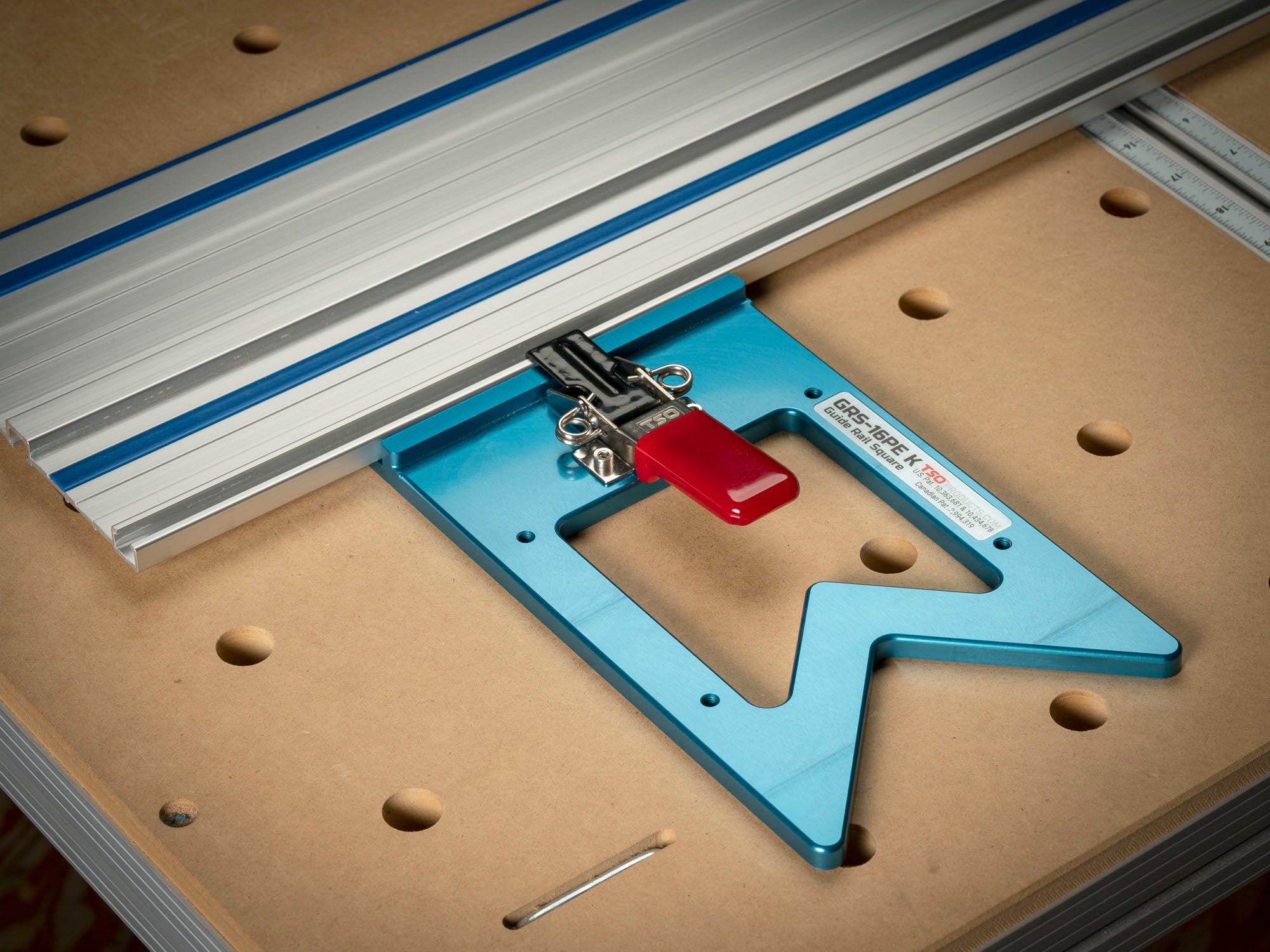 TSO Products GRS 16PE K Guide Rail Square - Precision Woodworking Tool for Perfect 90 Degree Angles | Ideal for Carpentry, DIY Projects & Cabinet Making
